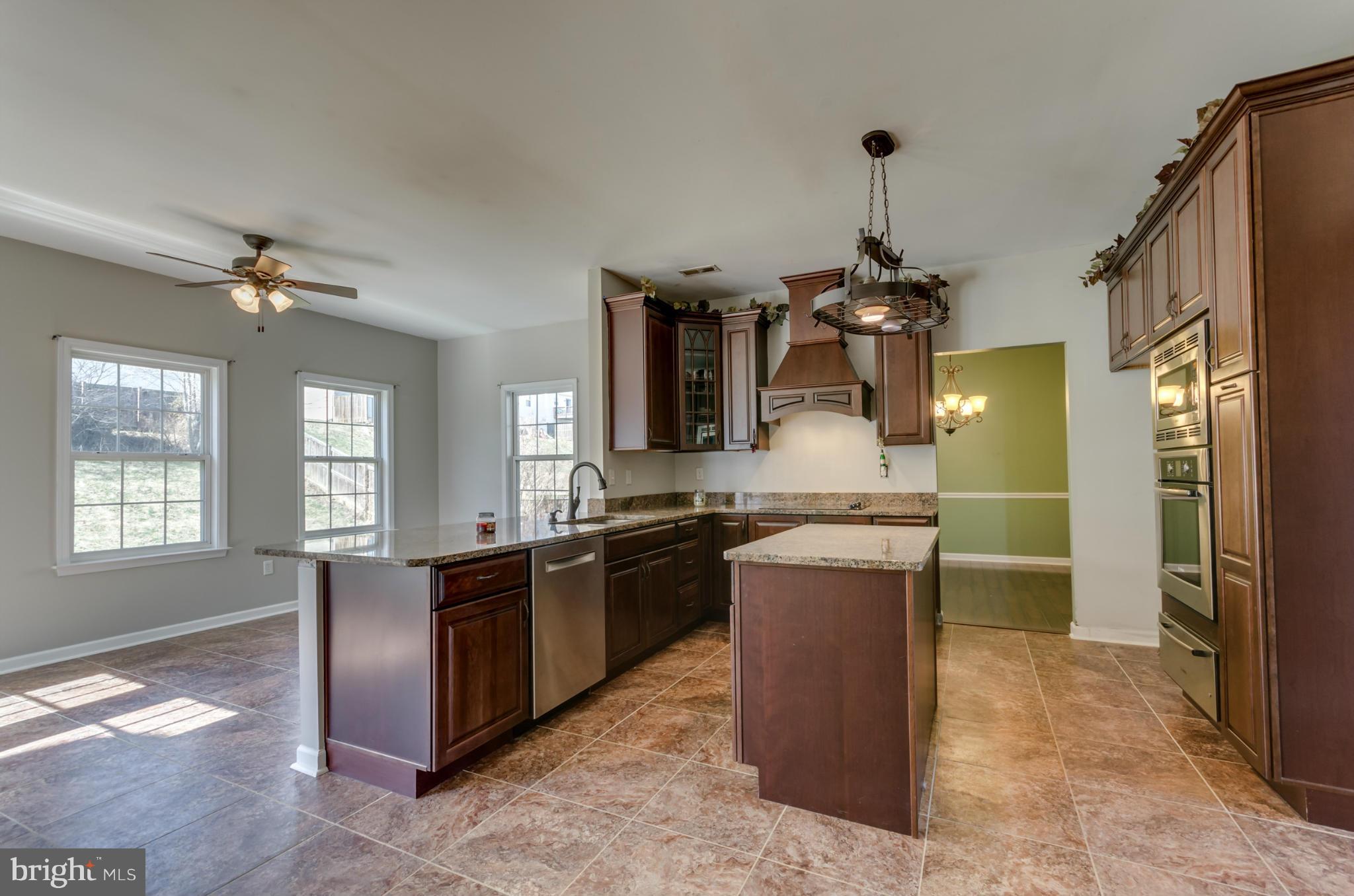 STONEBROOK VILLAGE - Residential