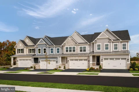 MLS: MDBC2171716