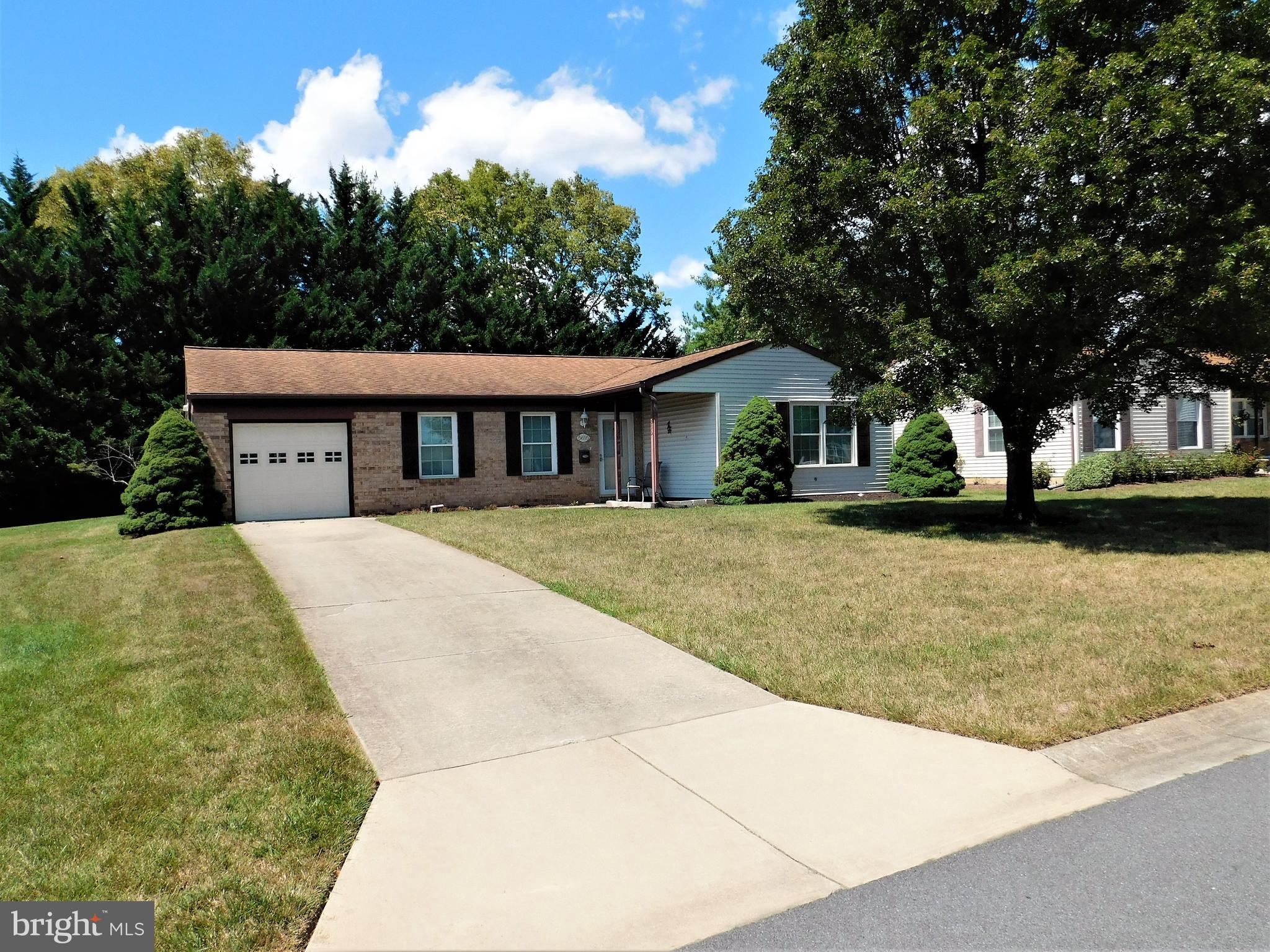 CRESTWOOD VILLAGE - Residential
