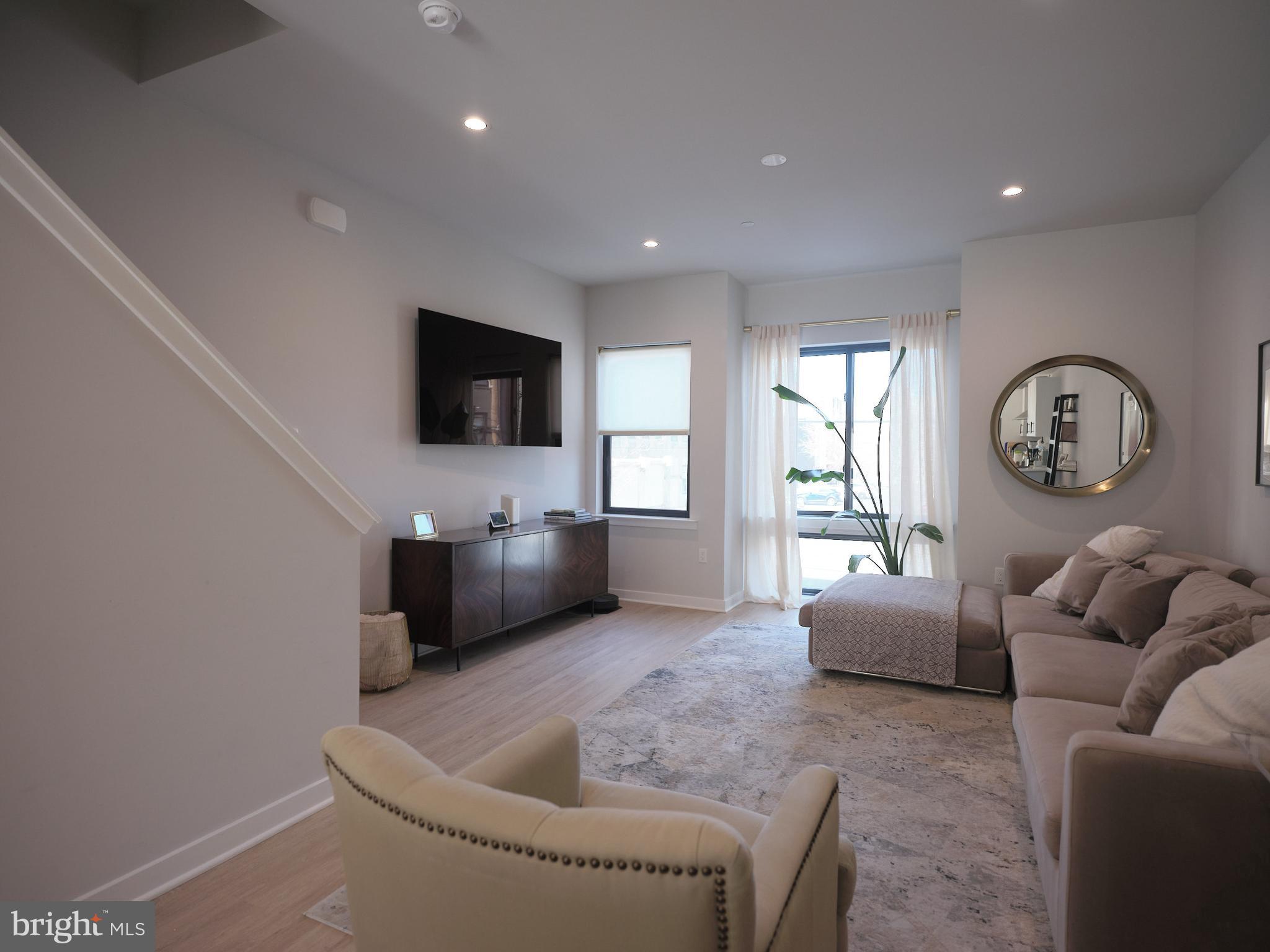 PHILADELPHIA - Residential Lease