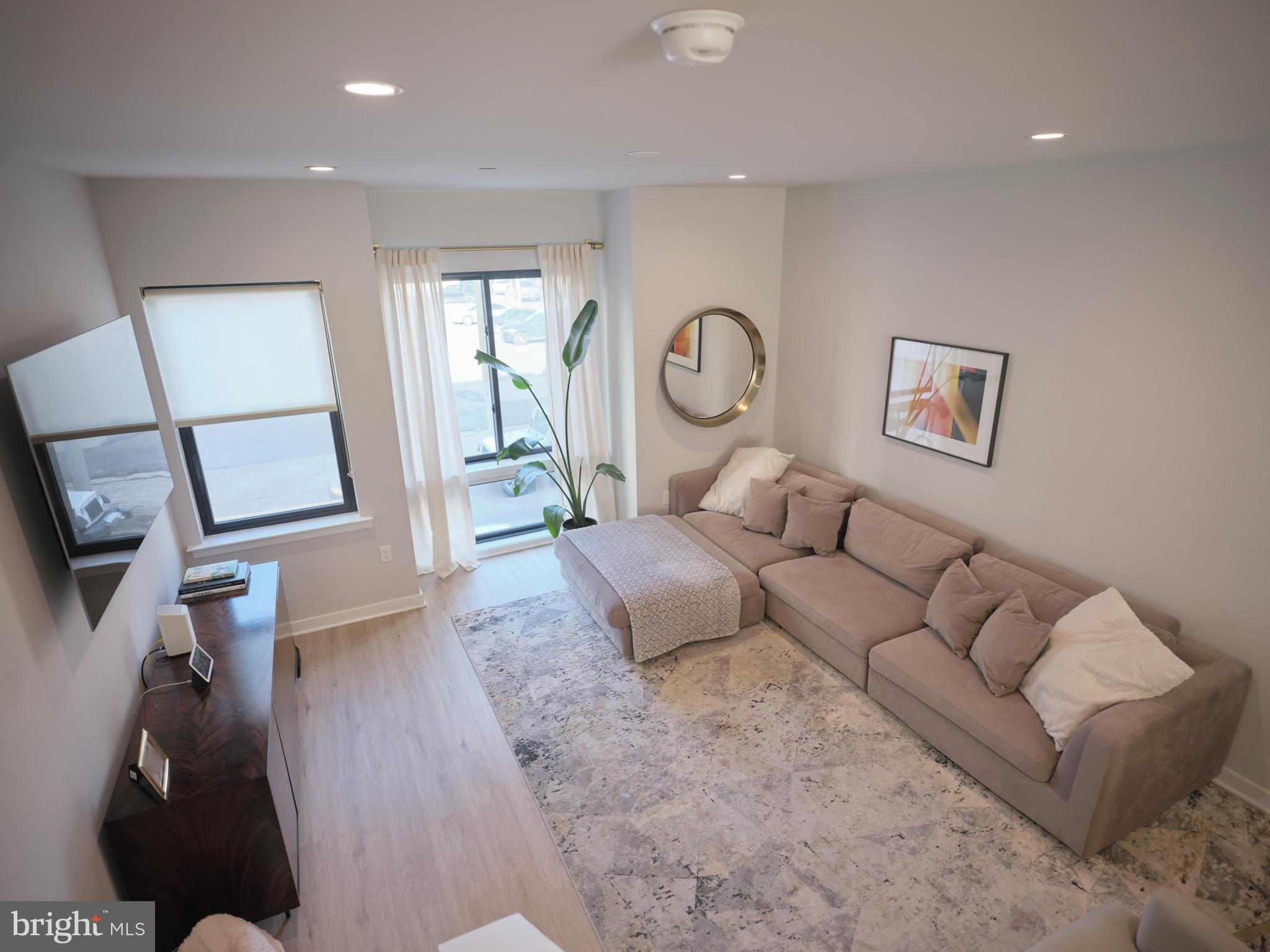 PHILADELPHIA - Residential Lease