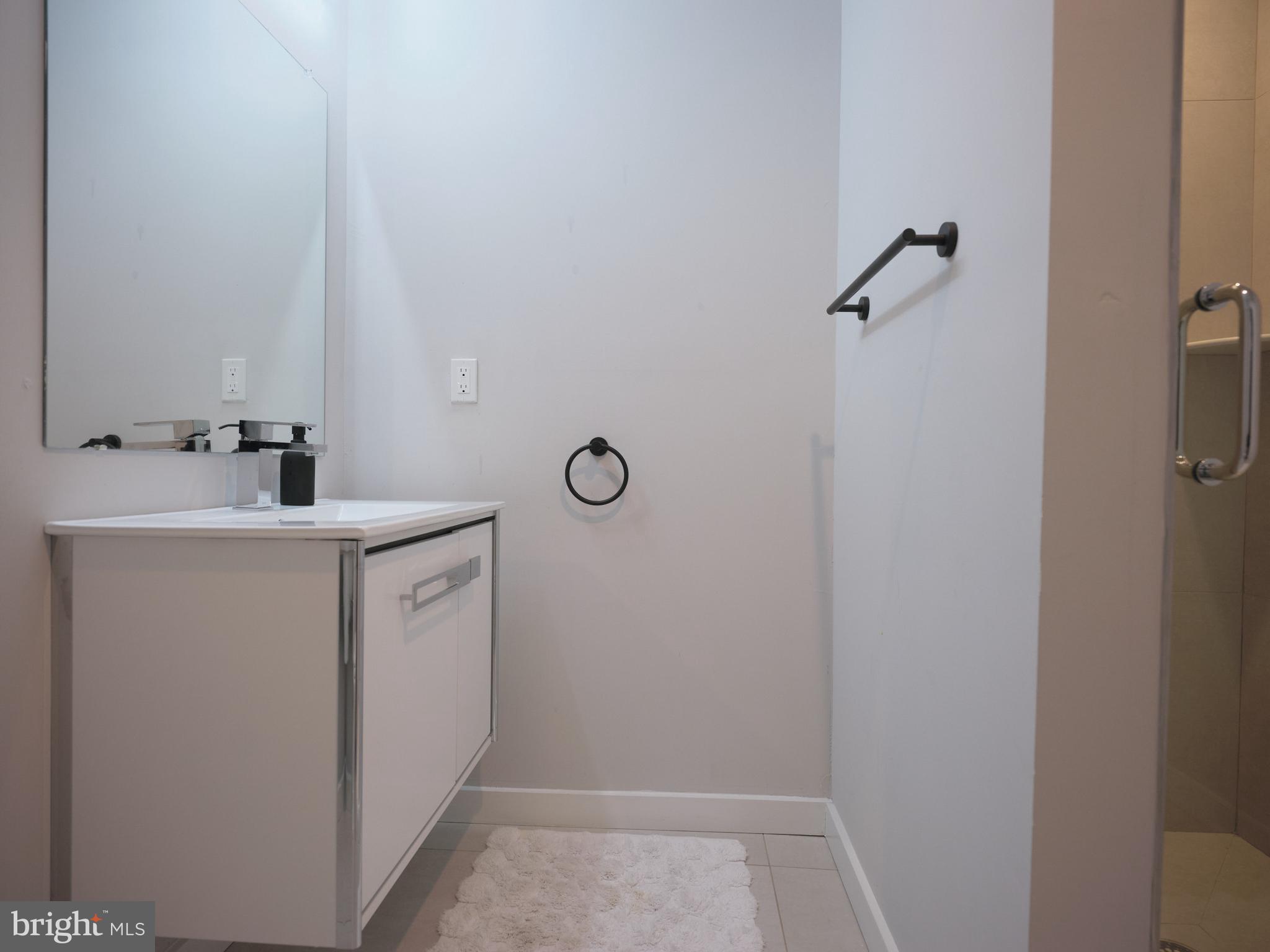 PHILADELPHIA - Residential Lease