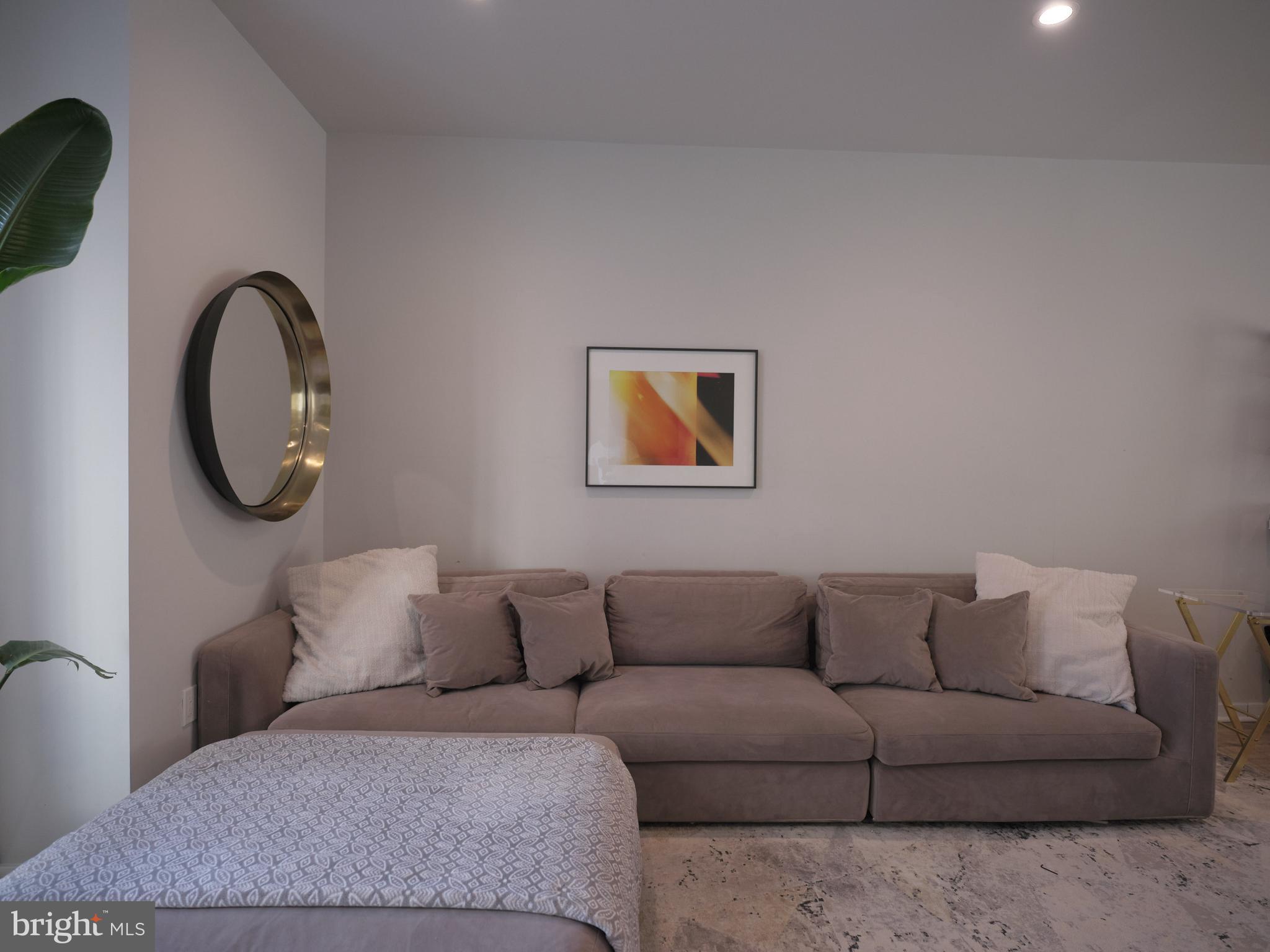 PHILADELPHIA - Residential Lease