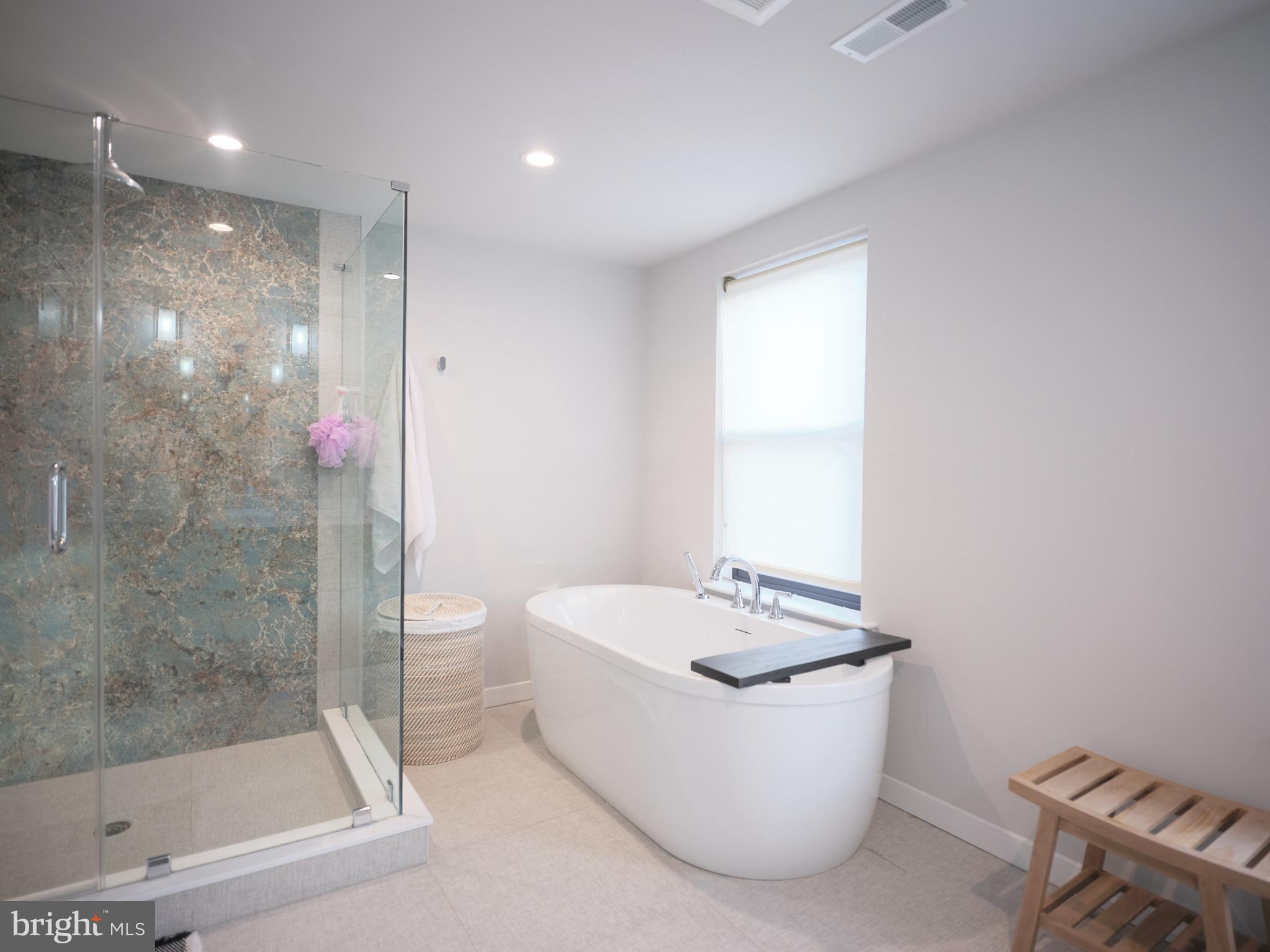 PHILADELPHIA - Residential Lease