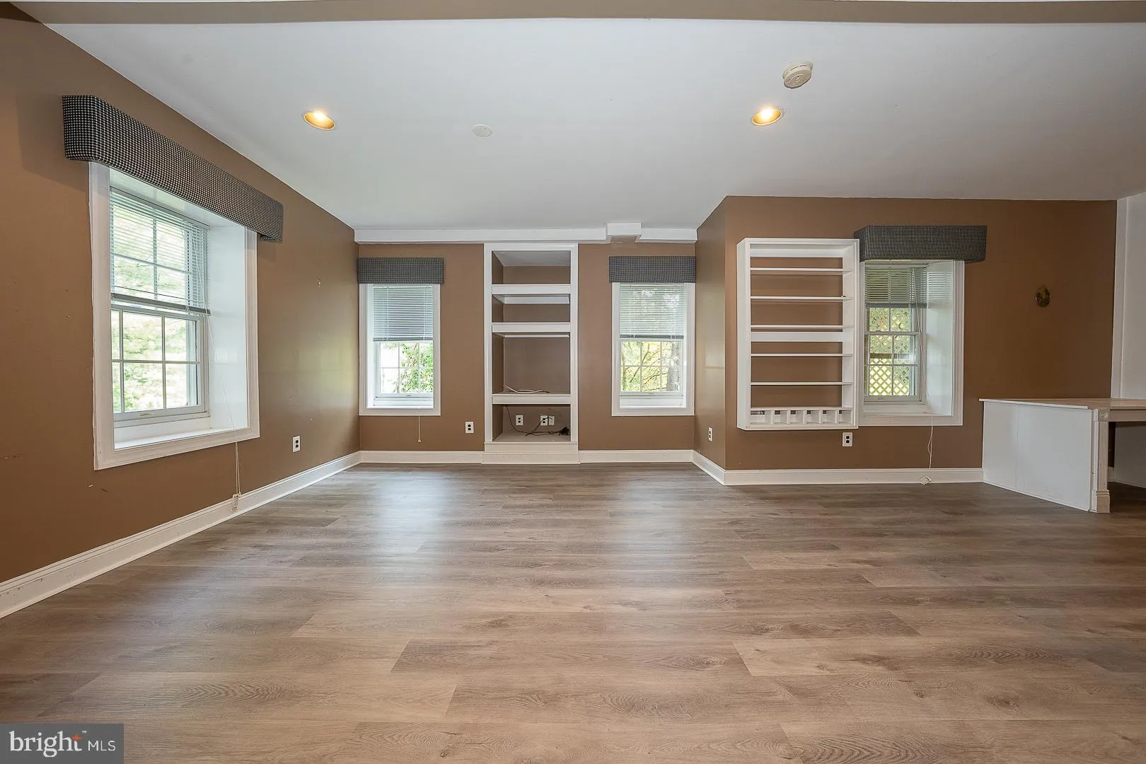 Berwyn, Pennsylvania 19312, United States, 5 Bedrooms Bedrooms, ,5 BathroomsBathrooms,Residential,Active,144878