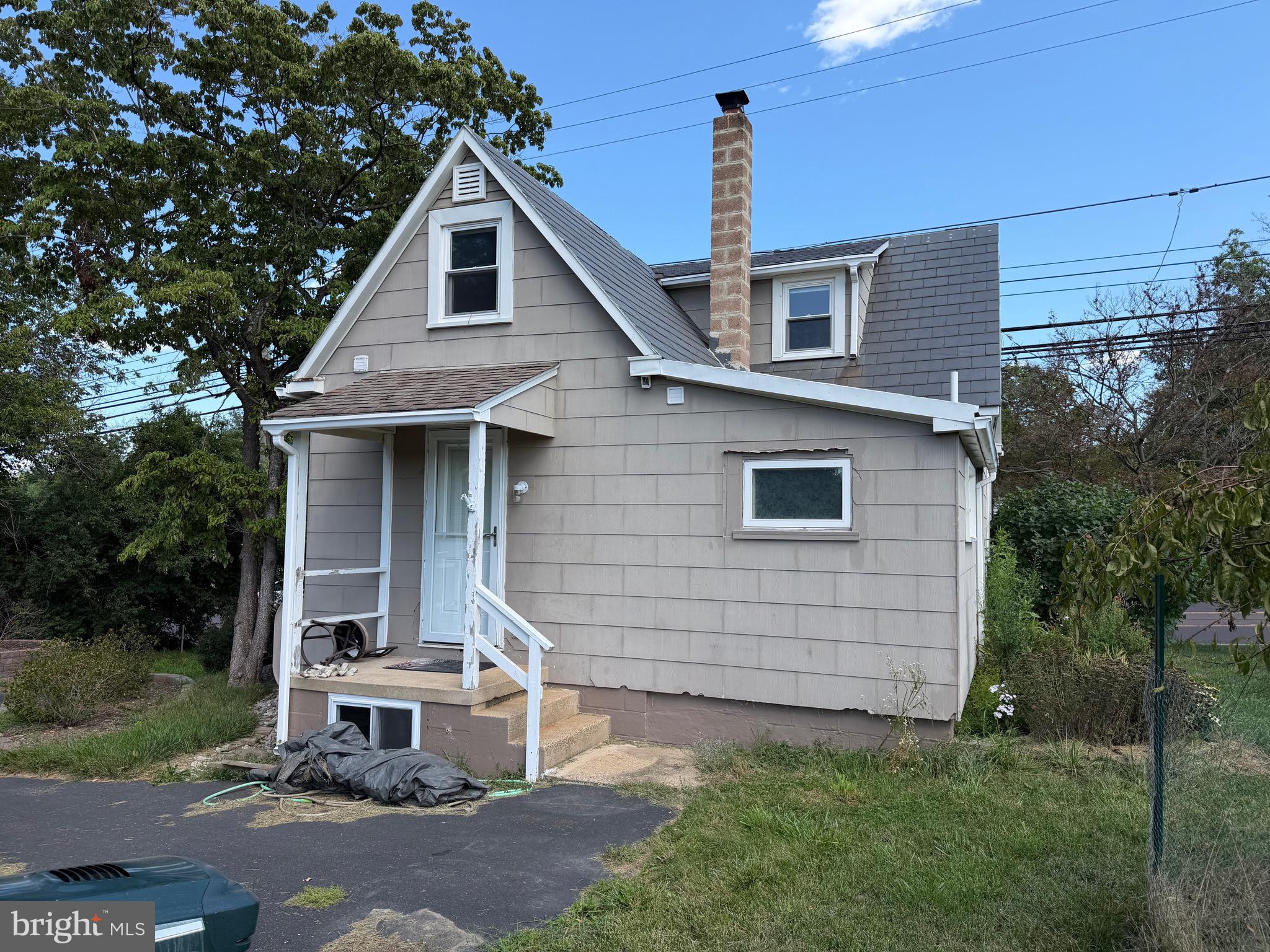 2792 YORK ROAD