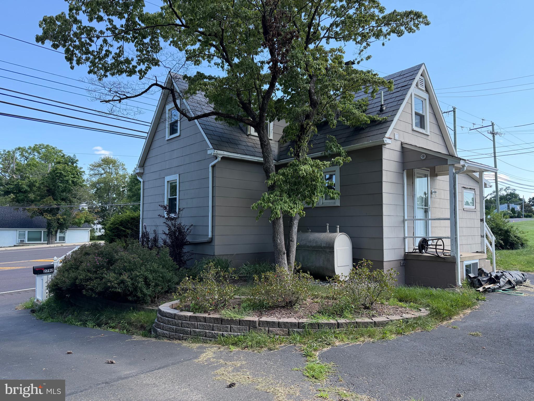 2792 YORK ROAD