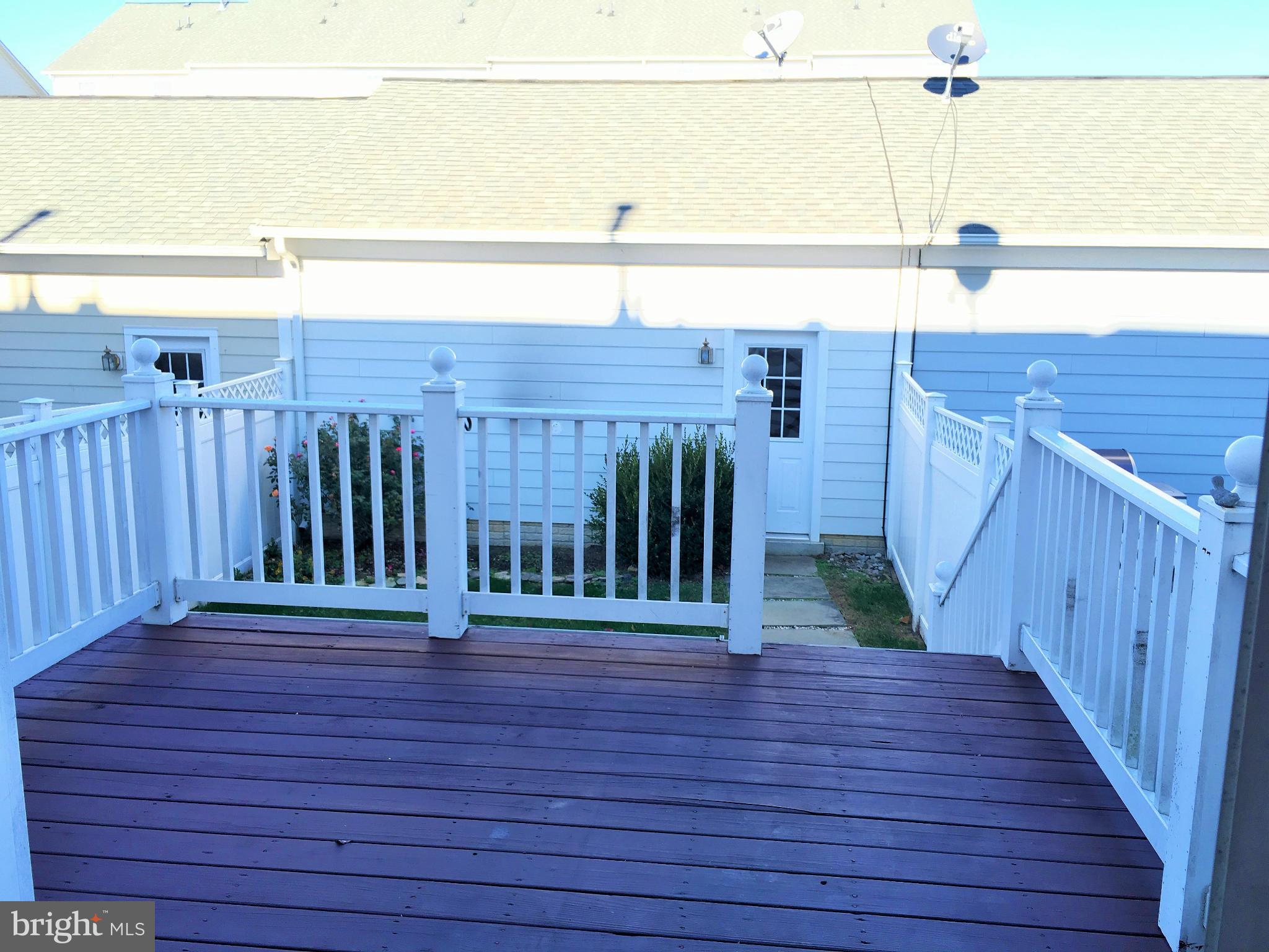 VILLAGES OF URBANA - Residential Lease