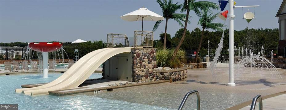 VILLAGES OF URBANA - Residential Lease