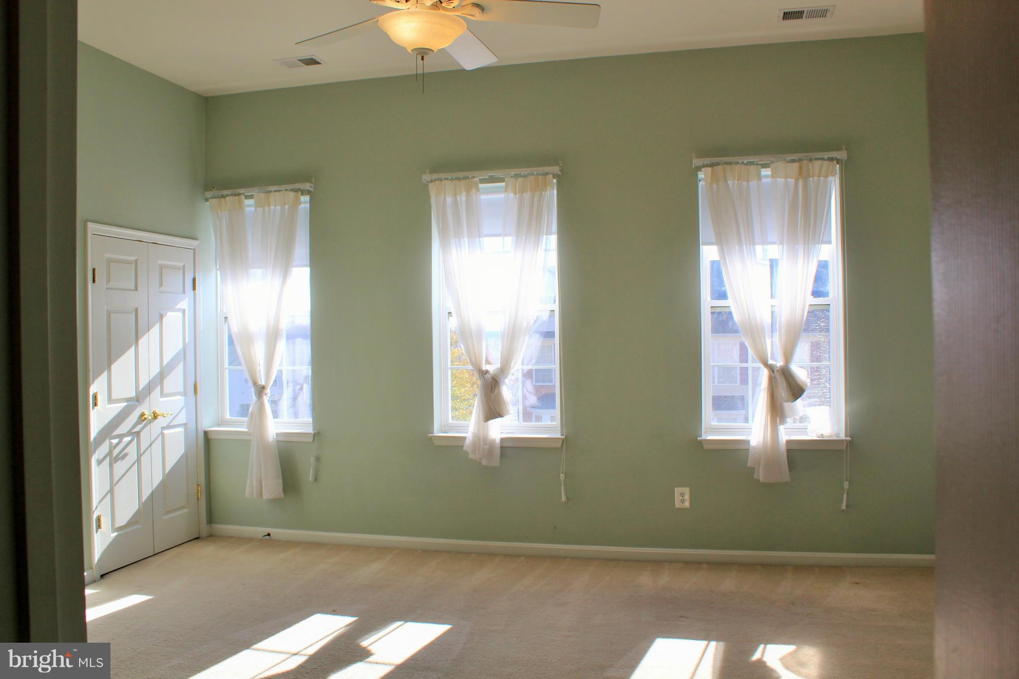 VILLAGES OF URBANA - Residential Lease