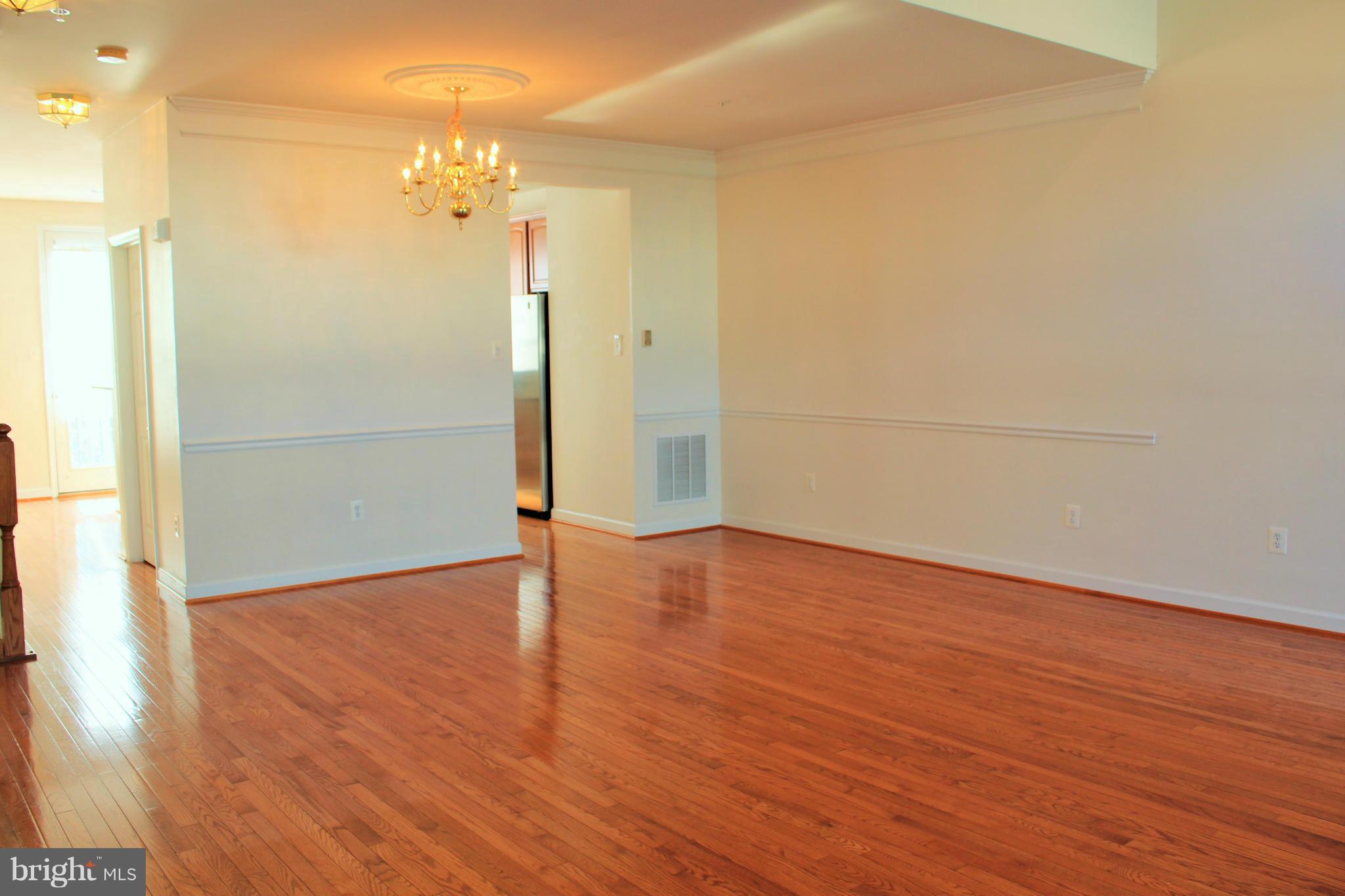 VILLAGES OF URBANA - Residential Lease