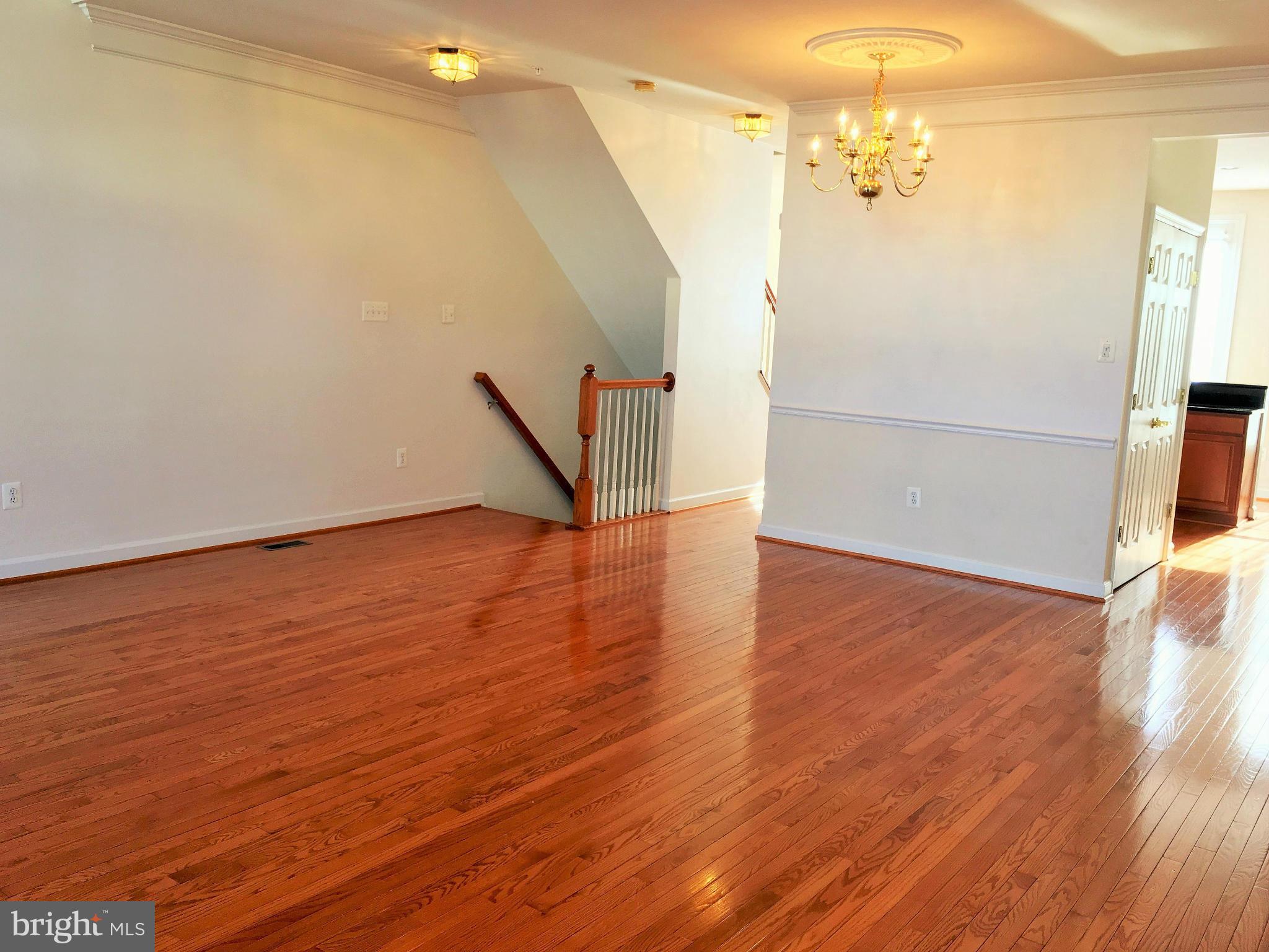 VILLAGES OF URBANA - Residential Lease