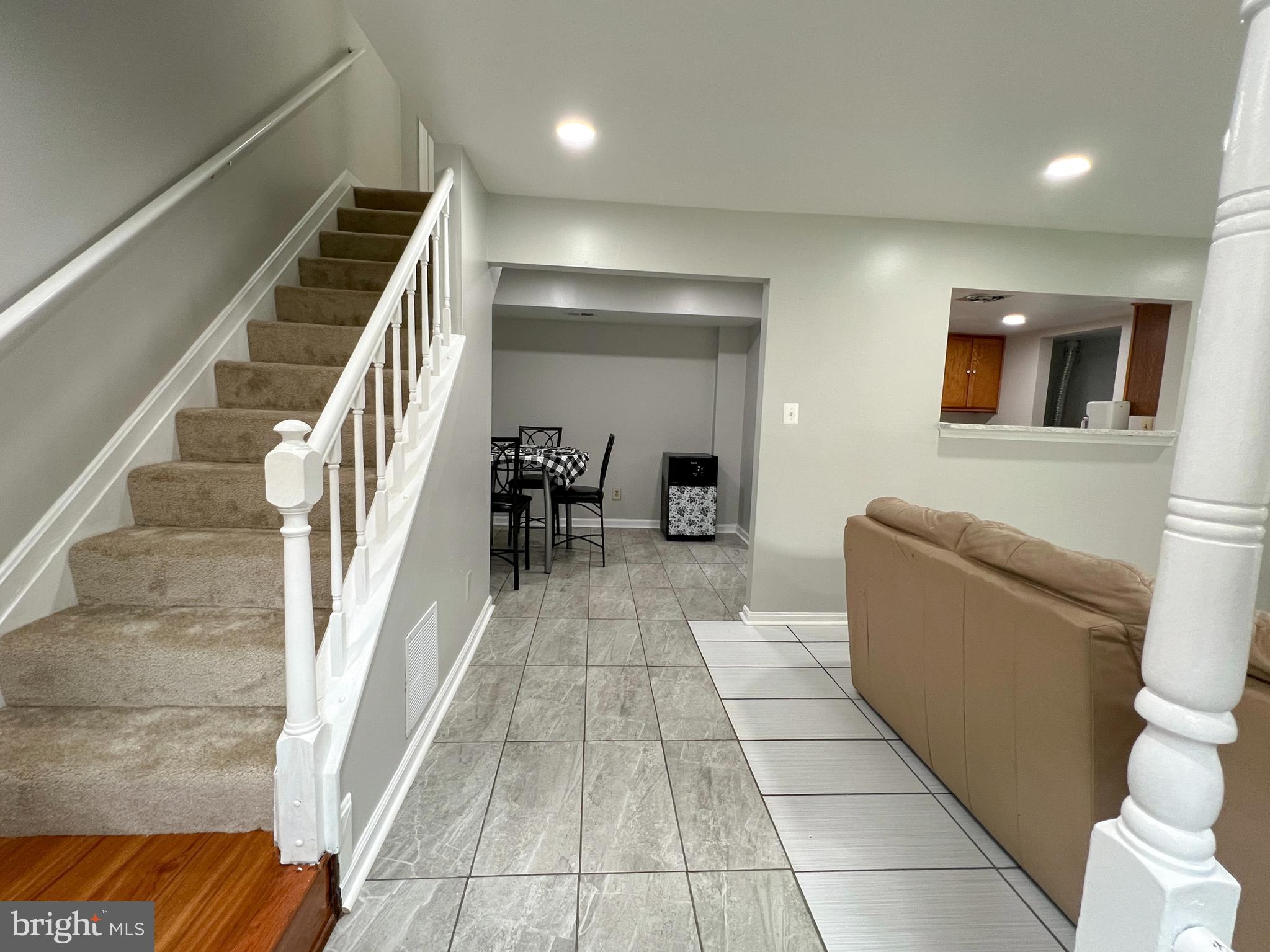 THE HIGHLANDS - Residential