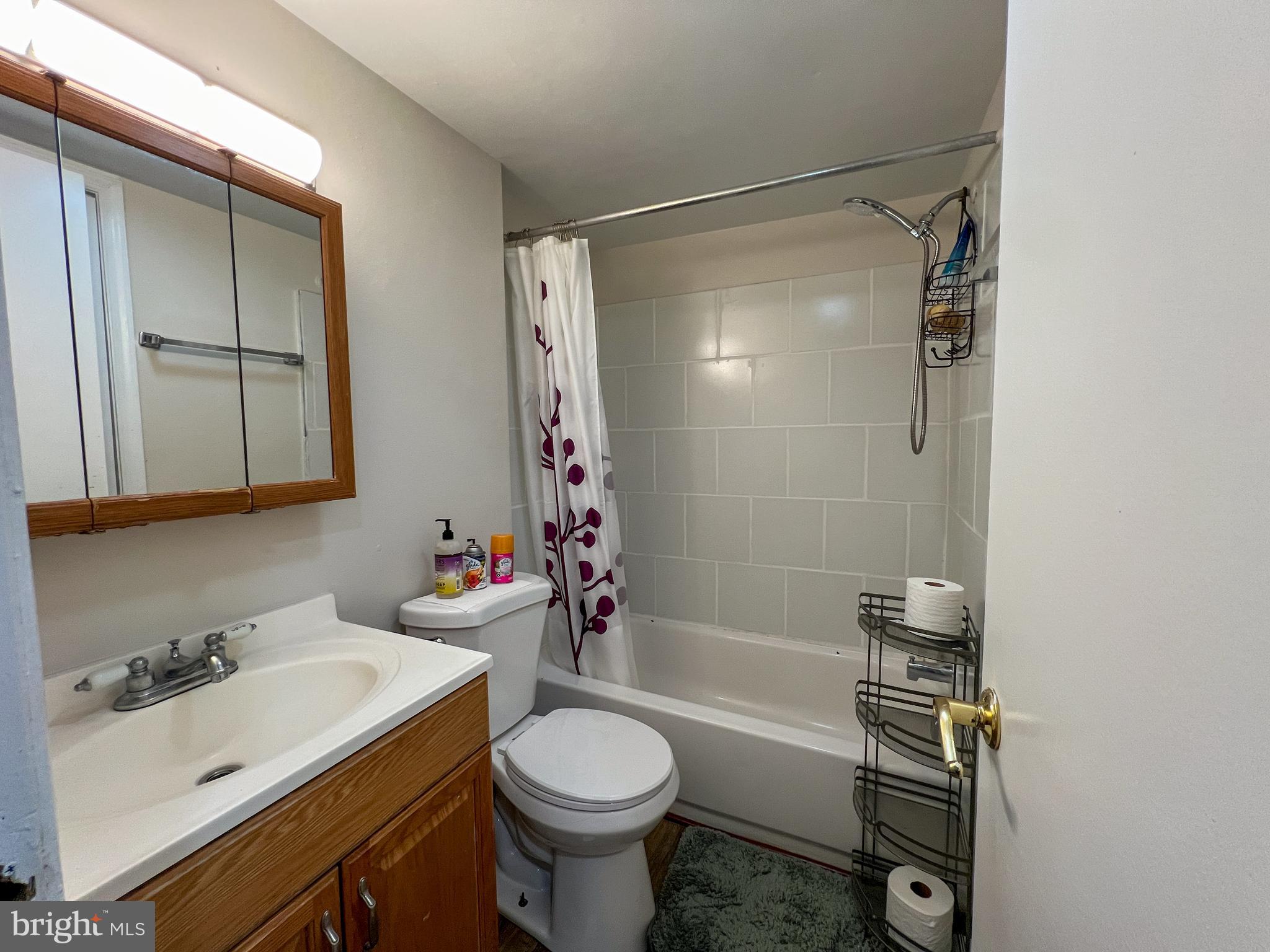 THE HIGHLANDS - Residential