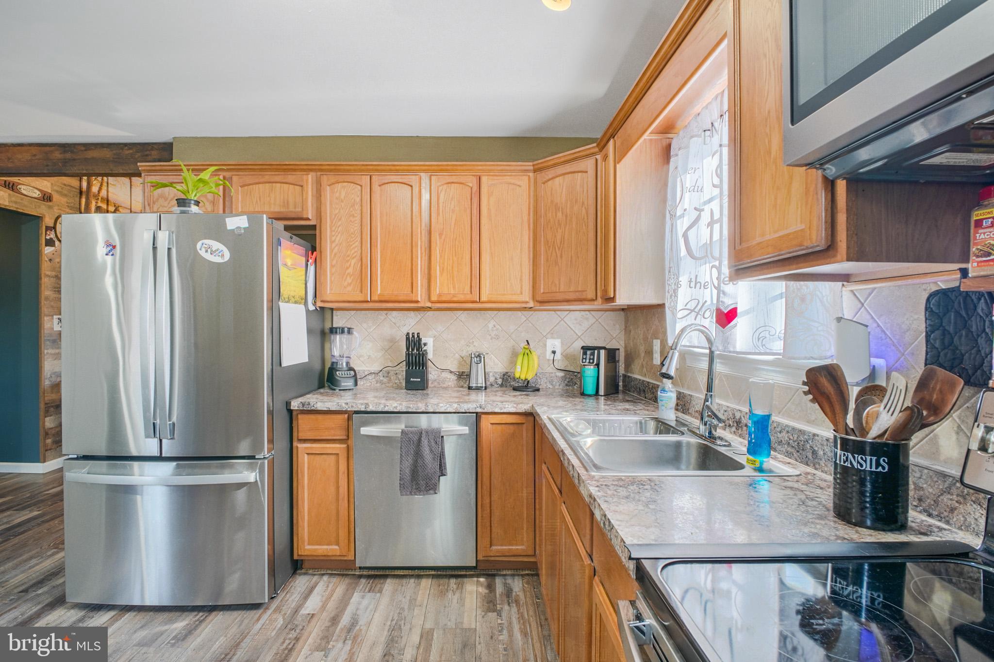 CAROLINE PINES - Residential