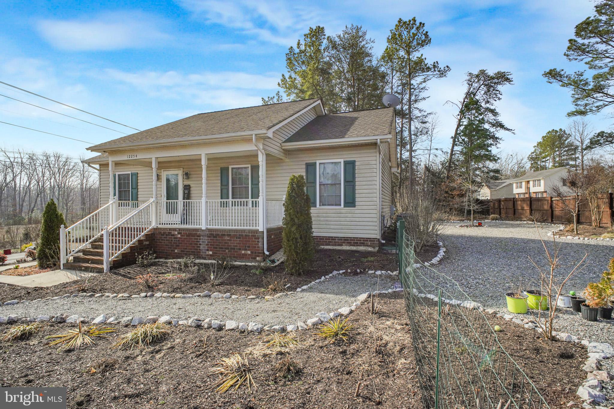 CAROLINE PINES - Residential