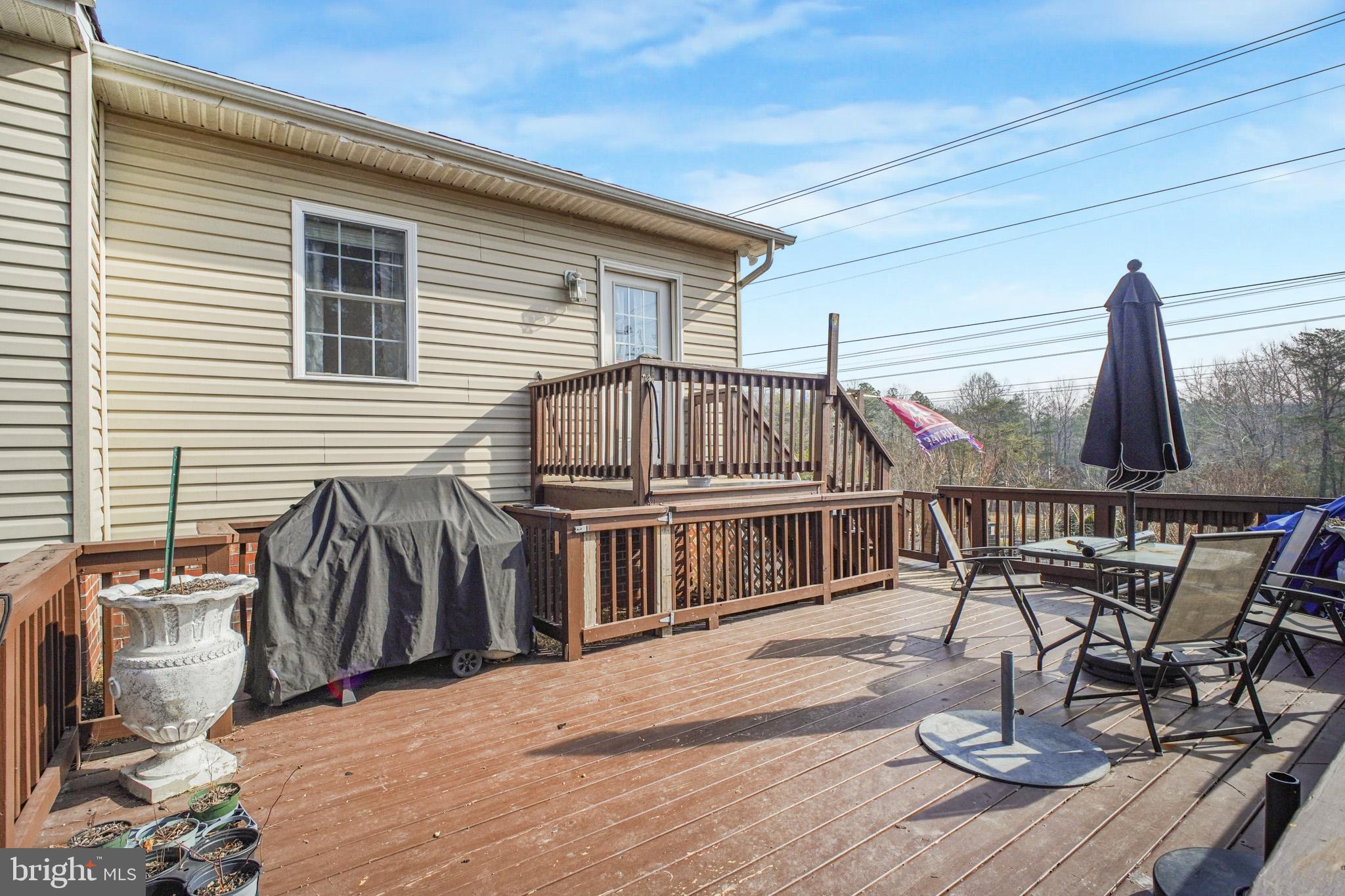 CAROLINE PINES - Residential