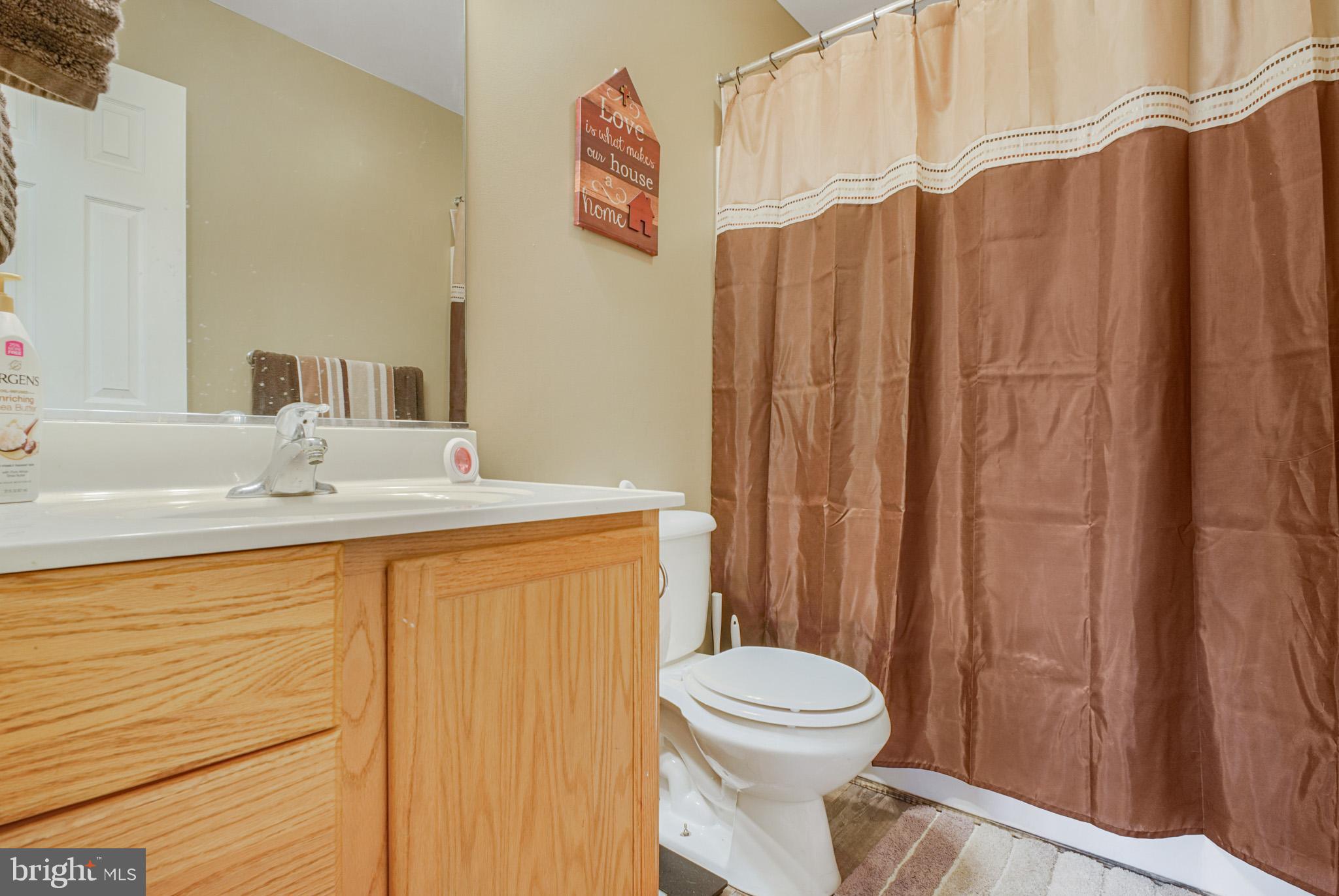 CAROLINE PINES - Residential