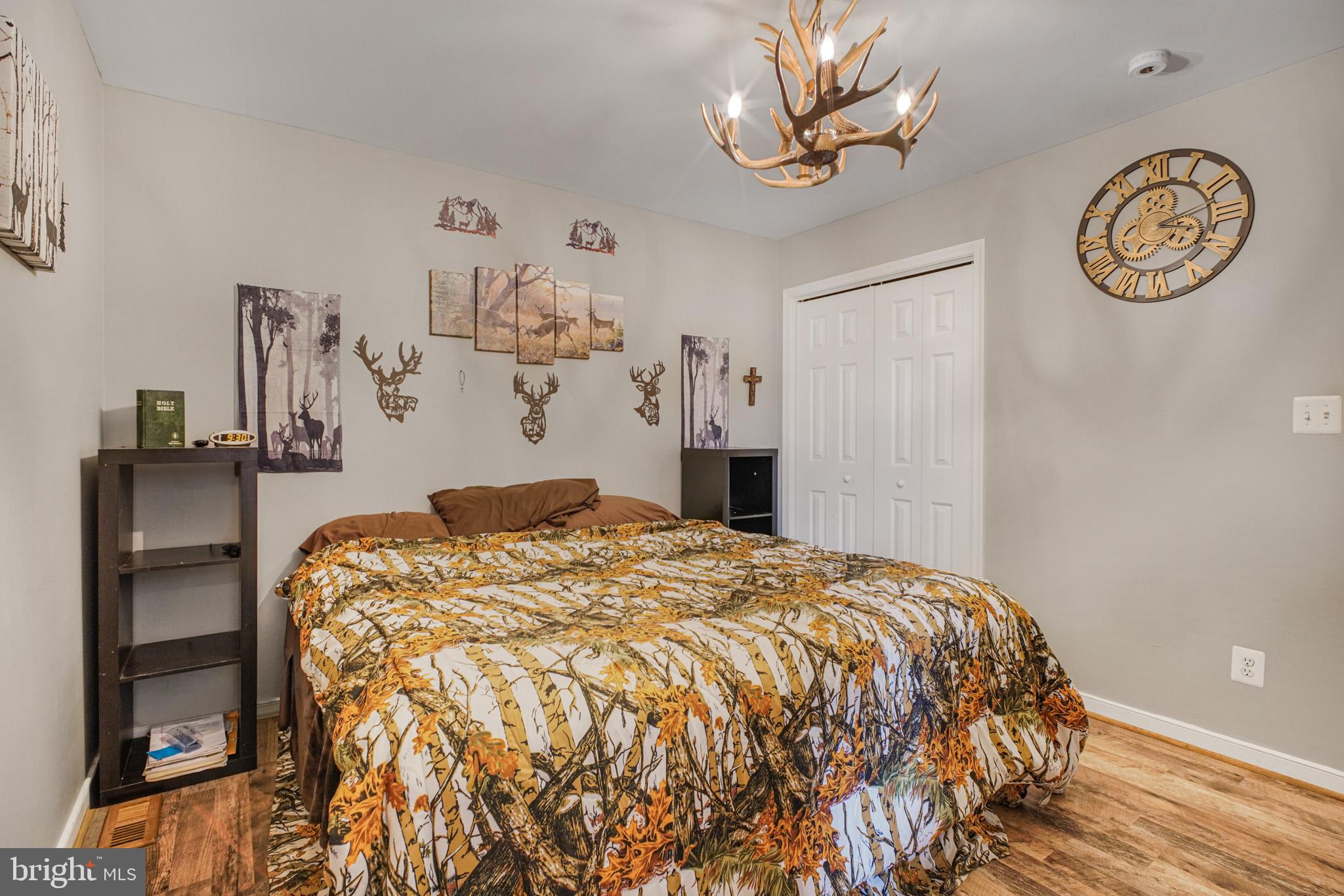 CAROLINE PINES - Residential