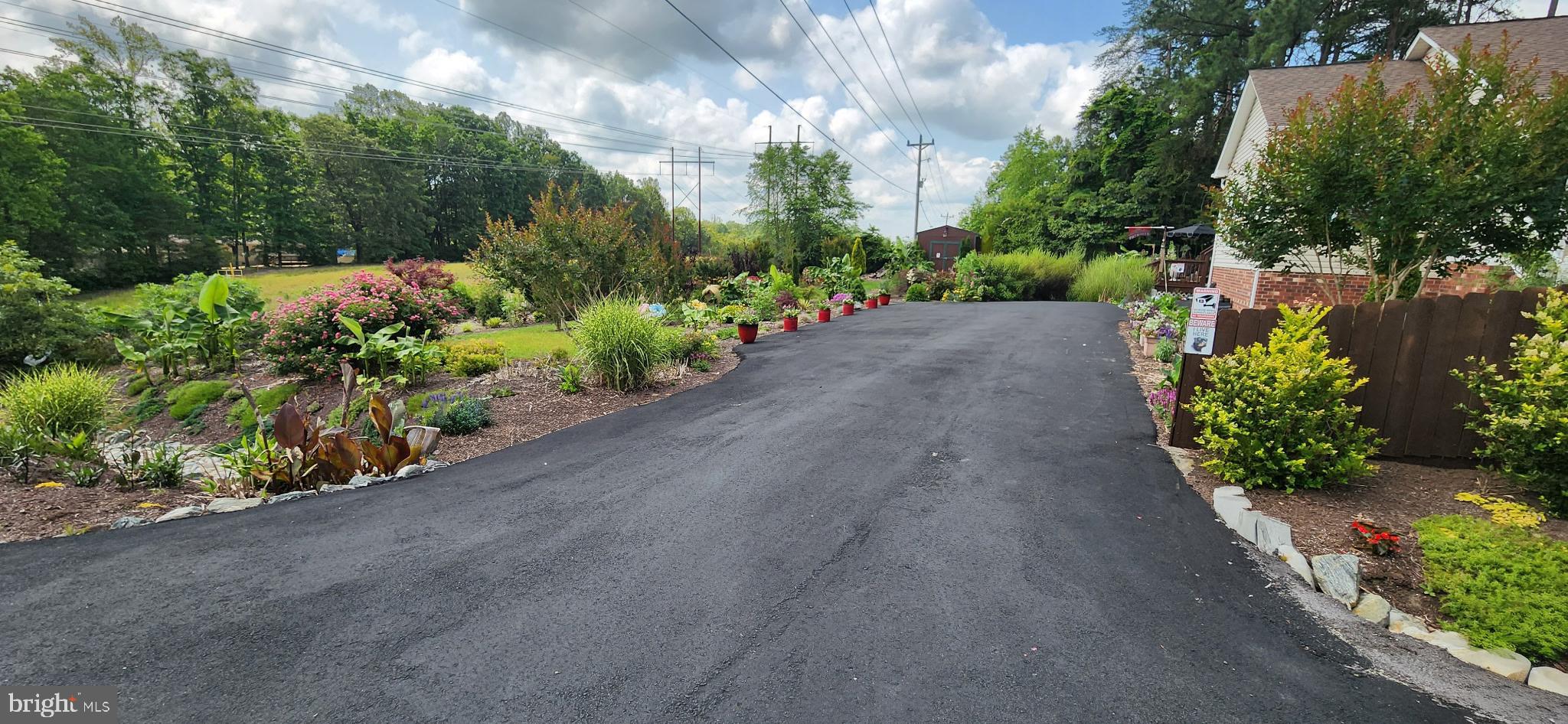 CAROLINE PINES - Residential