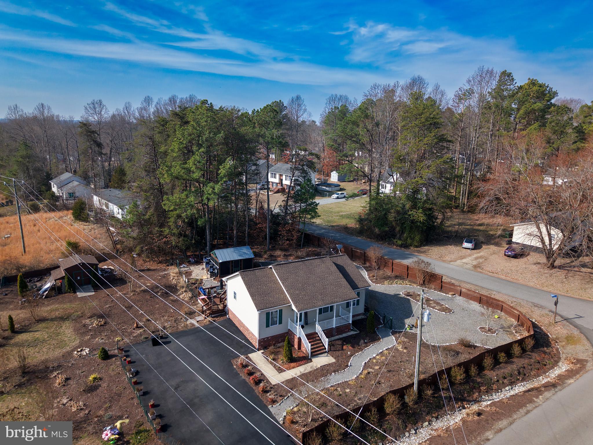 CAROLINE PINES - Residential