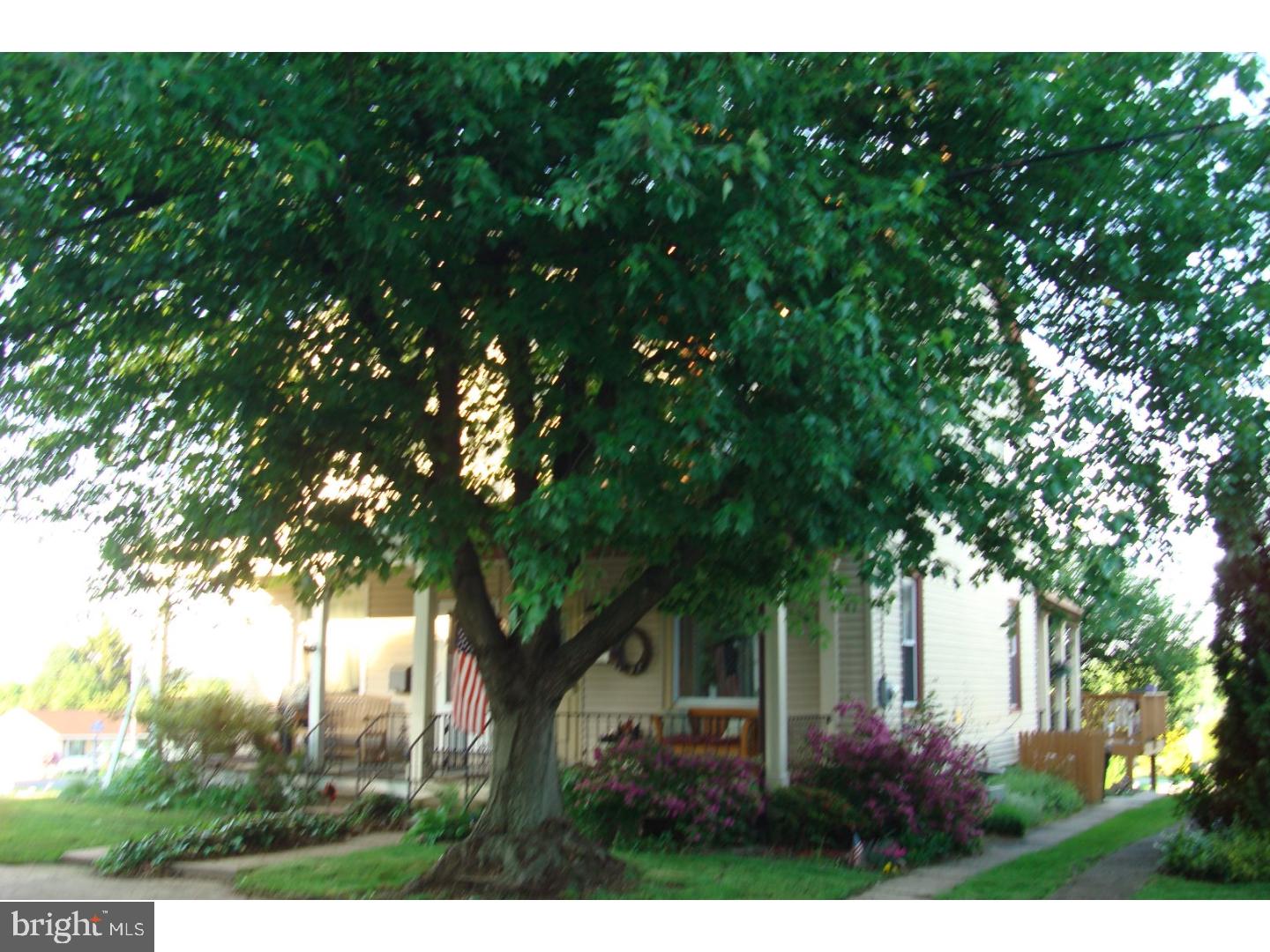 NORTHRIDGE - Residential