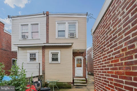 Townhouse For Sale - 1905 W Second Street<br/> WILMINGTON, DE 19805