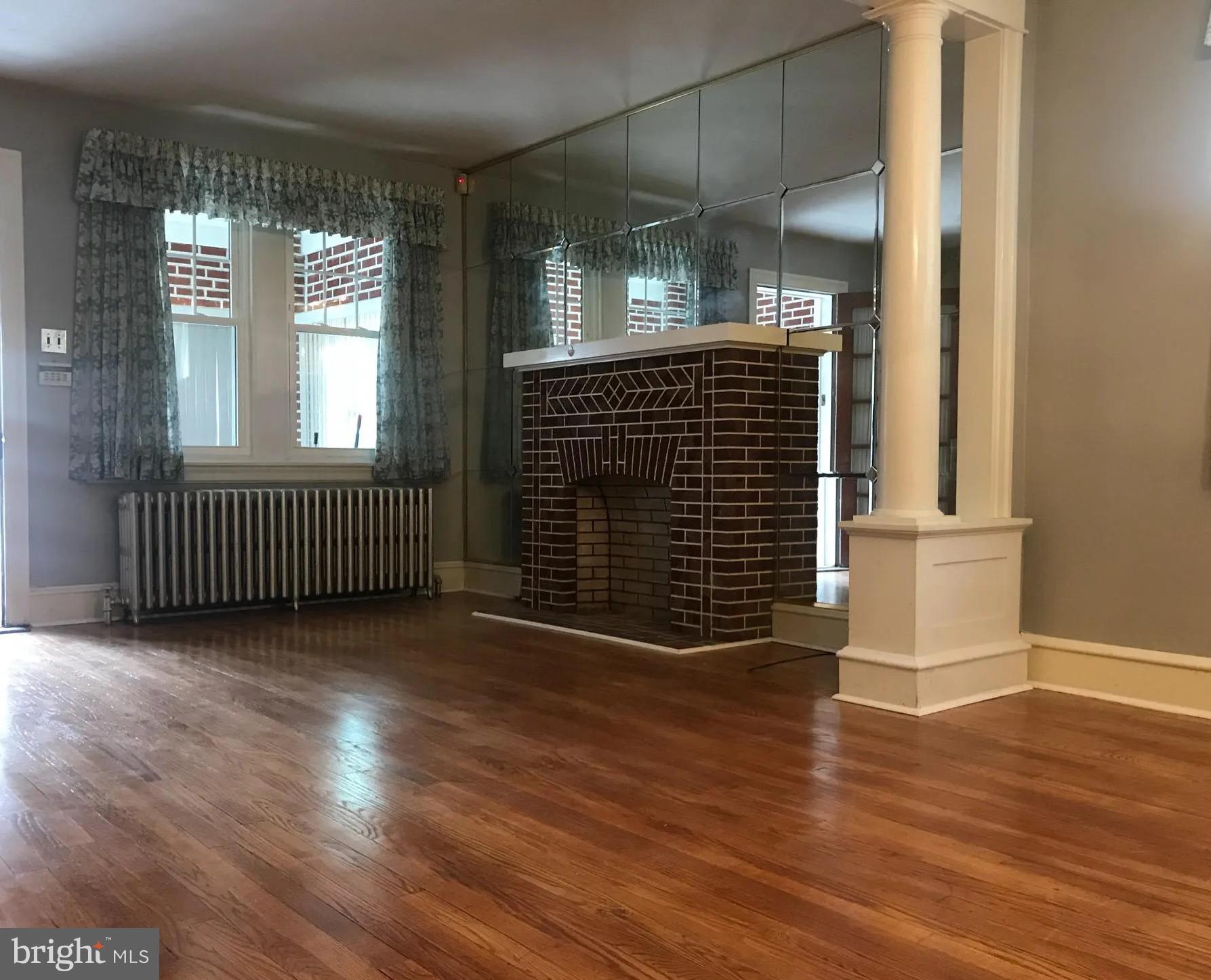 1905 W SECOND STREET