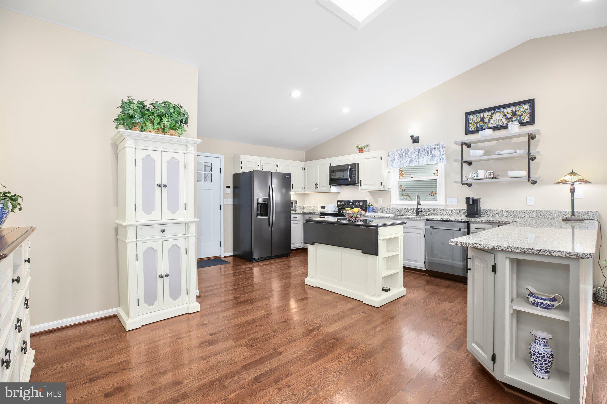 LAKE OF THE WOODS - Residential