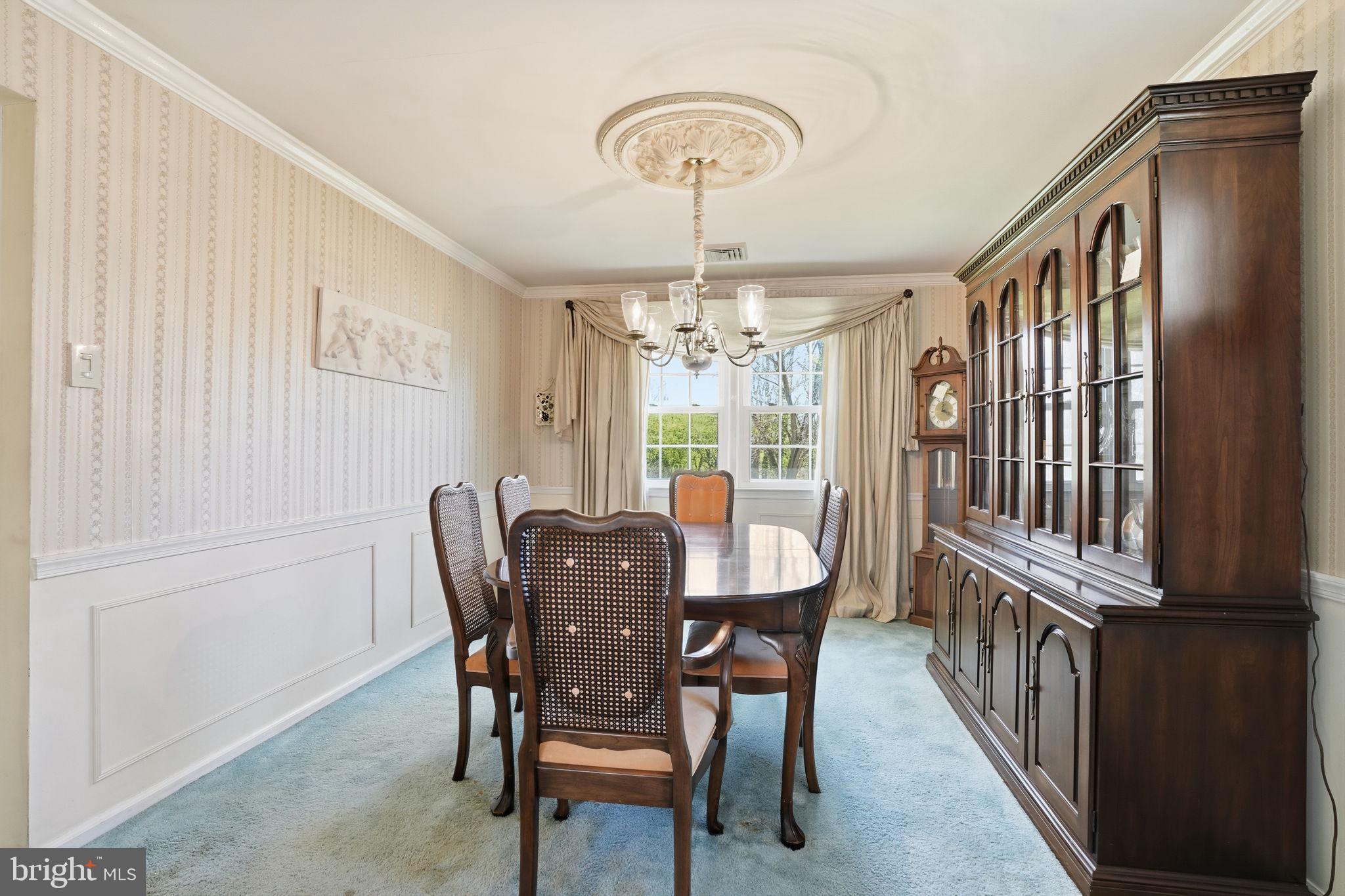 HEDGEROW WOODS - Residential