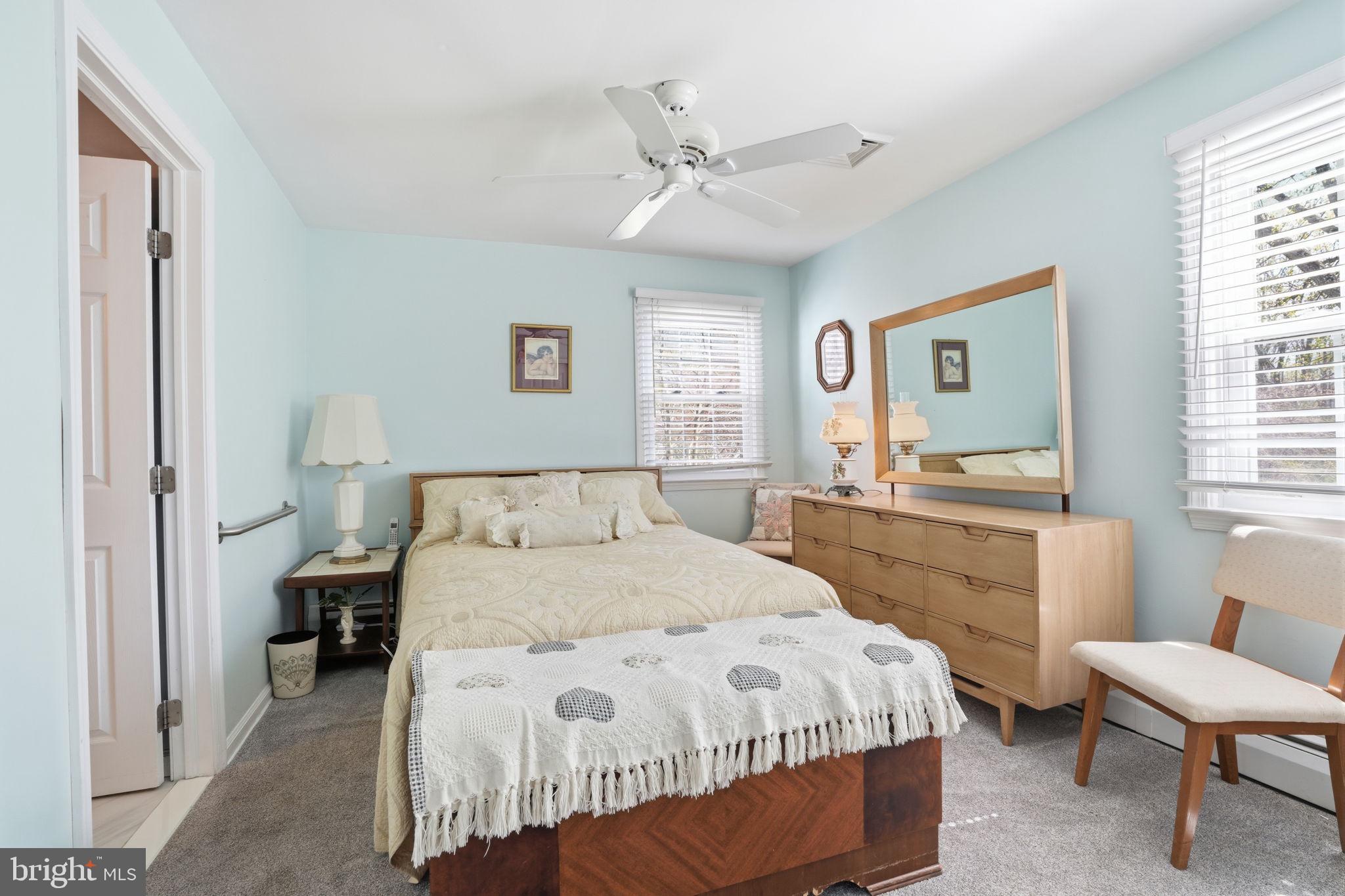 HEDGEROW WOODS - Residential