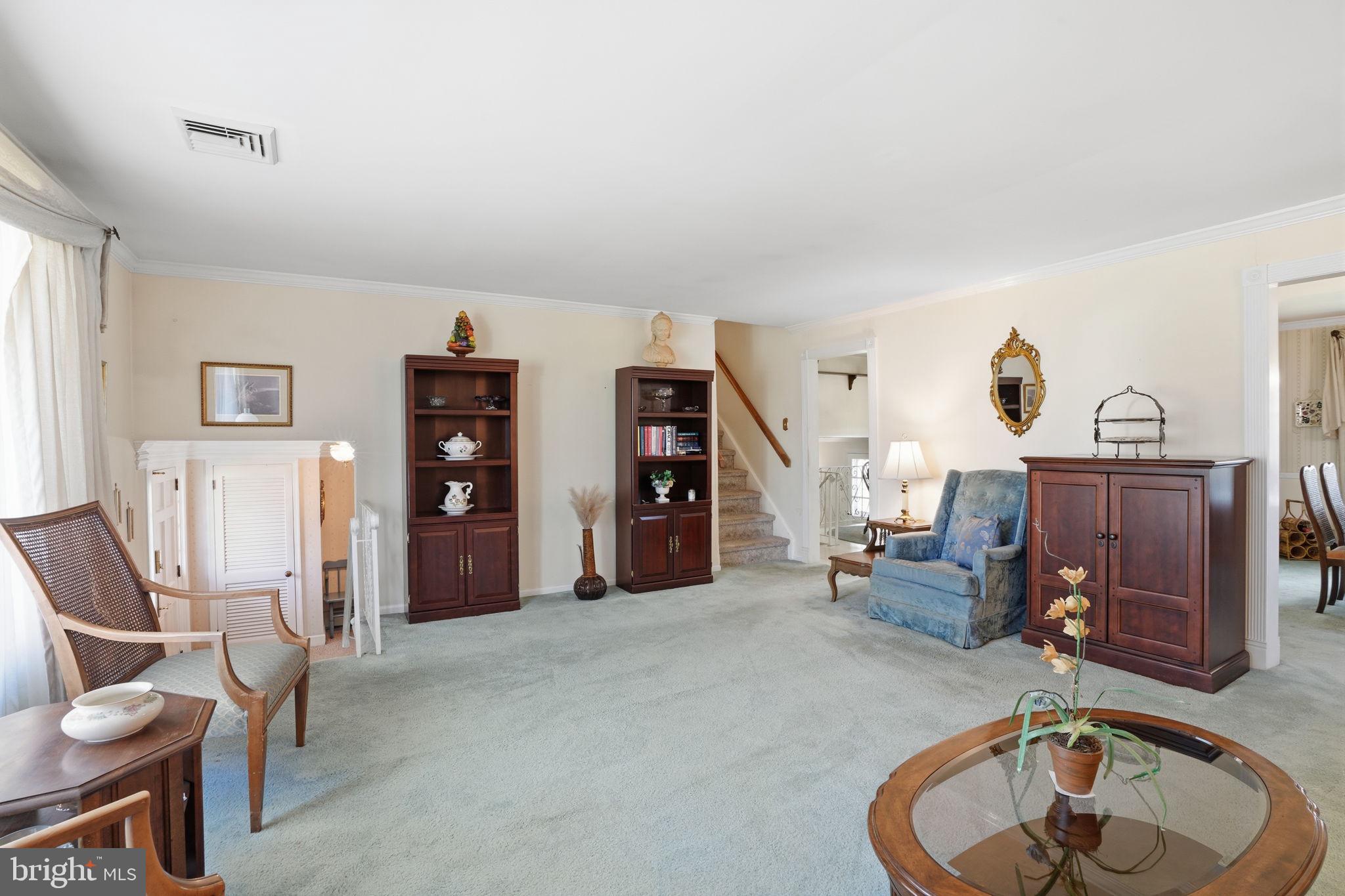 HEDGEROW WOODS - Residential