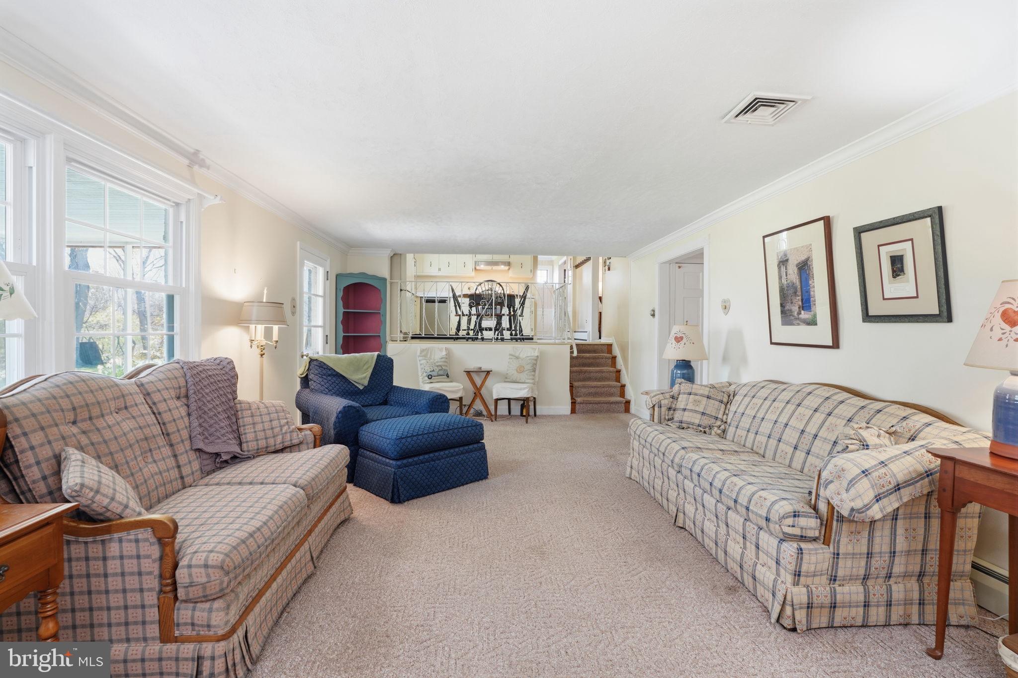 HEDGEROW WOODS - Residential