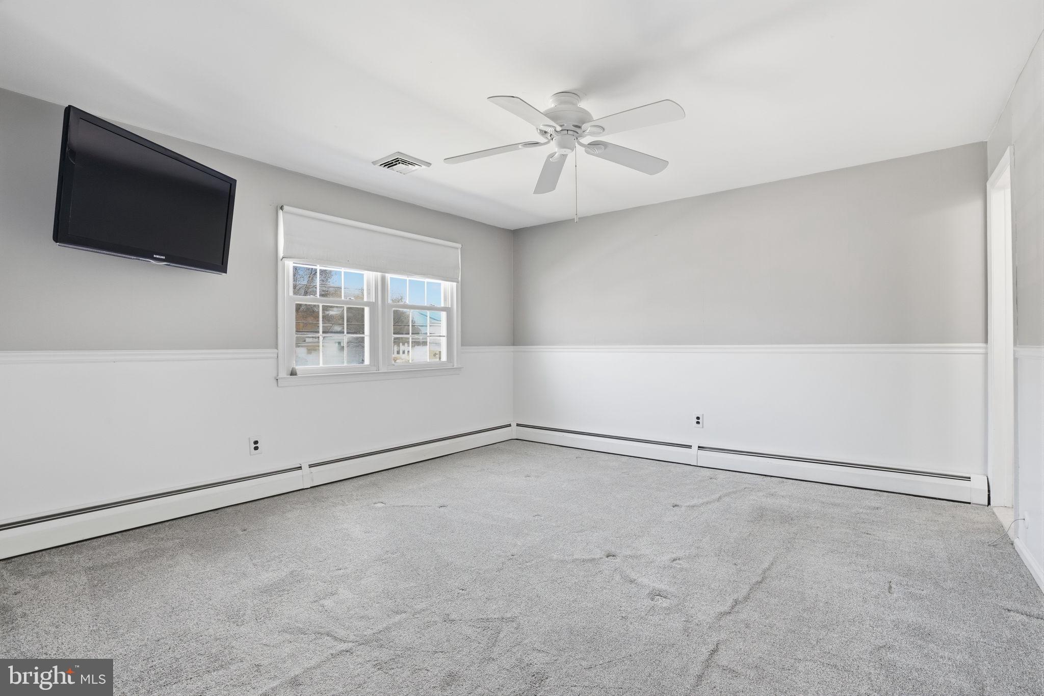 HEDGEROW WOODS - Residential