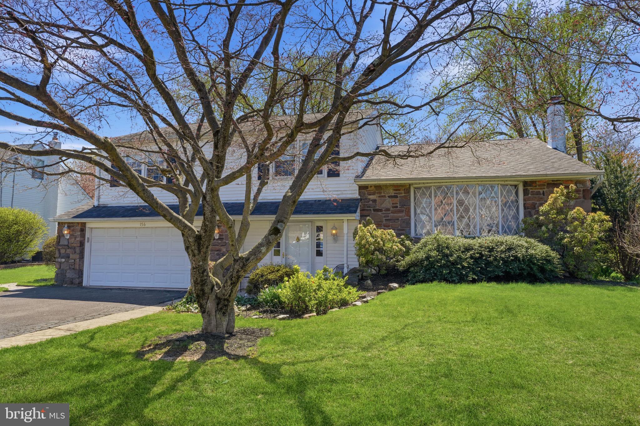 HEDGEROW WOODS - Residential