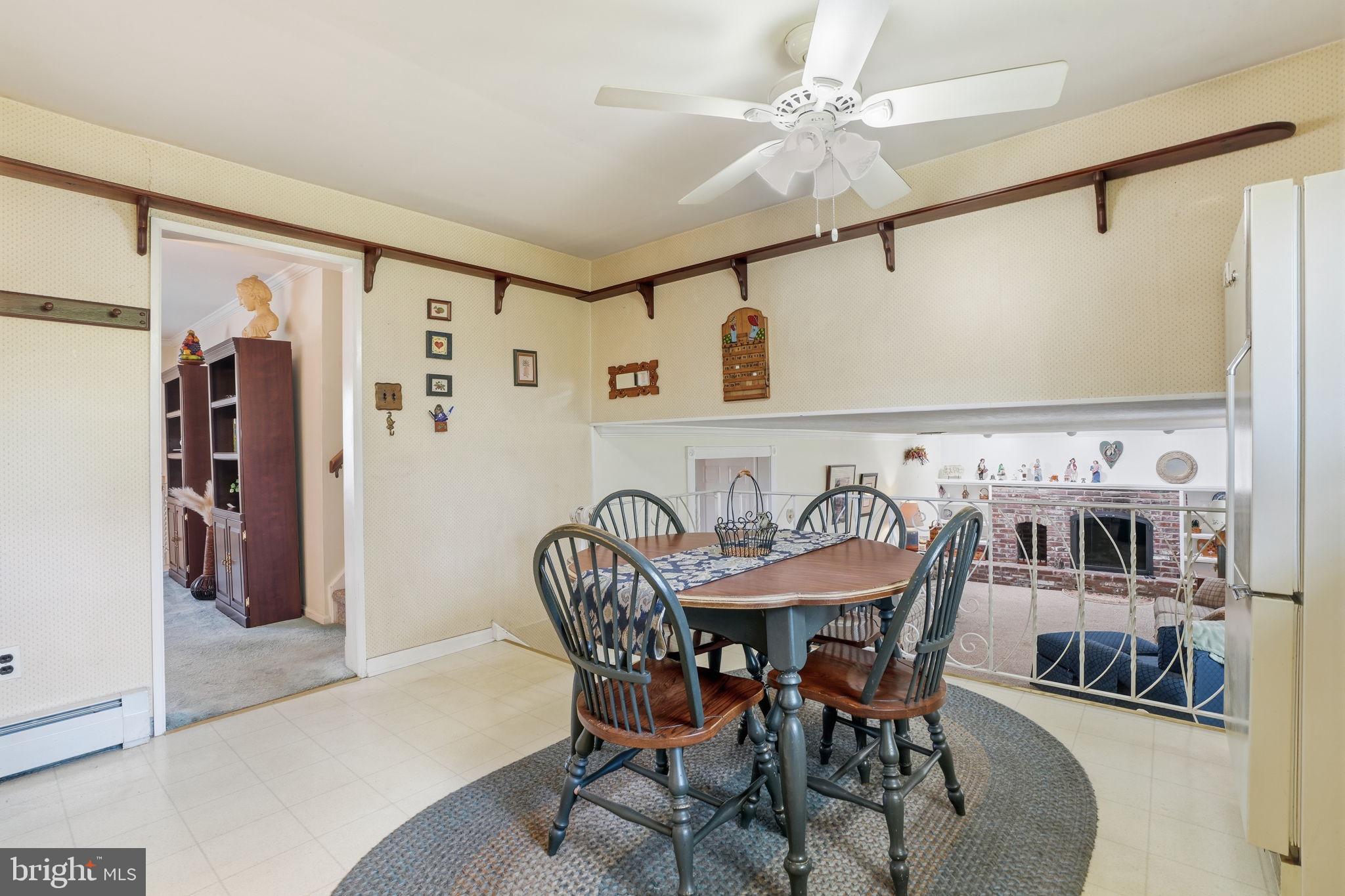 HEDGEROW WOODS - Residential