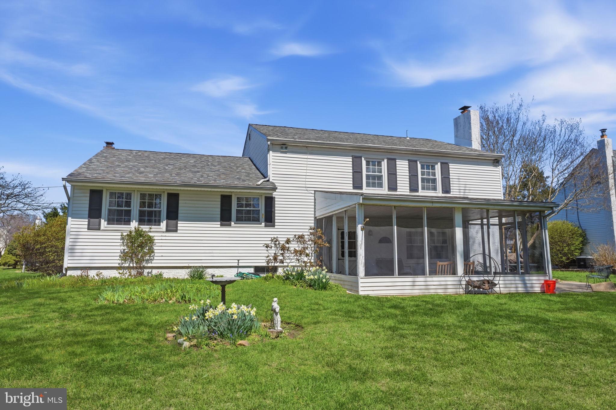 HEDGEROW WOODS - Residential