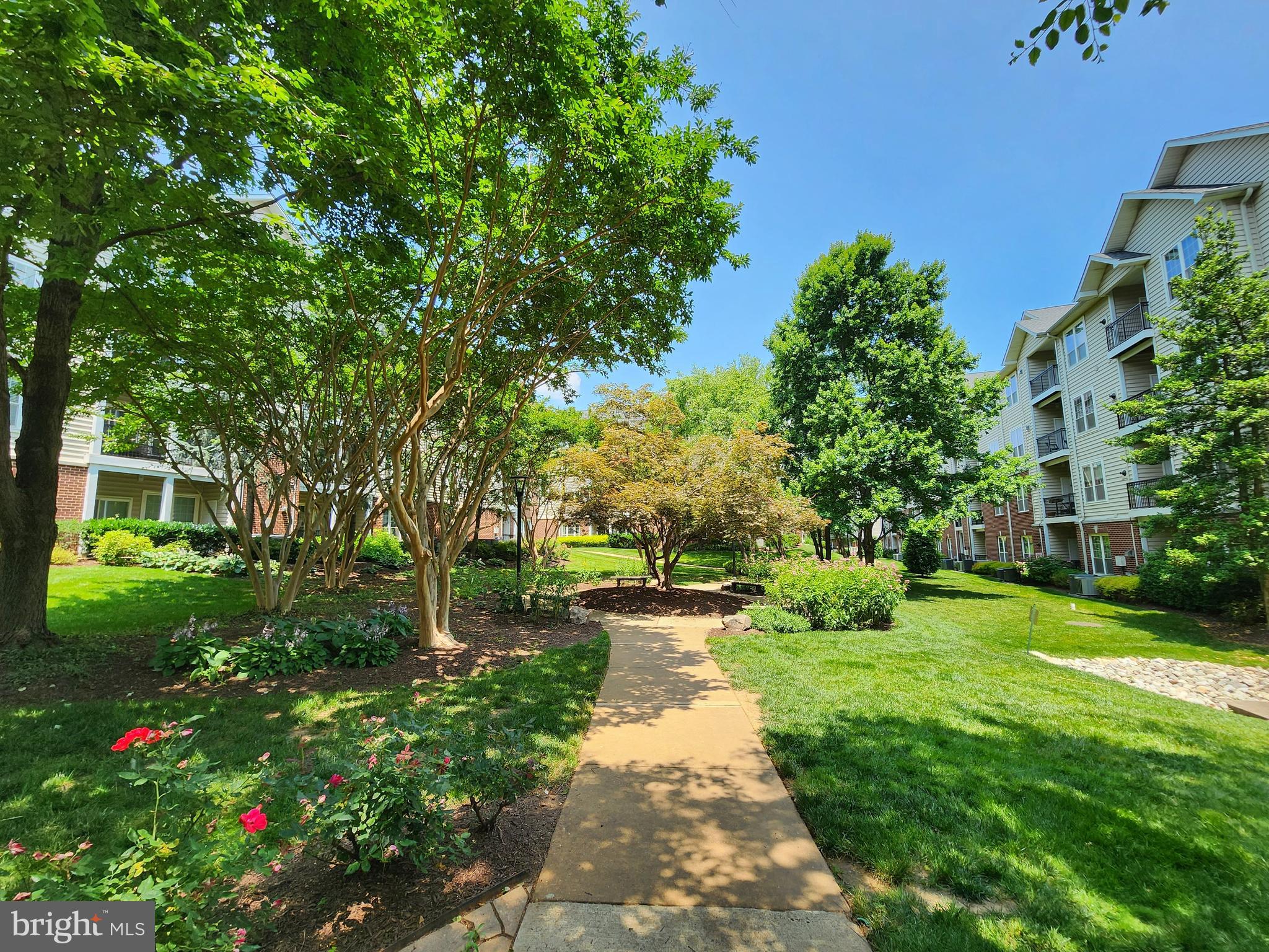 GATES OF MCLEAN - Residential