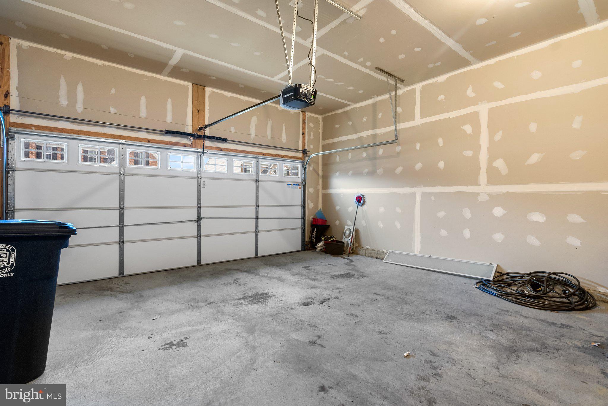 VILLAGES OF SAVANNAH - Residential