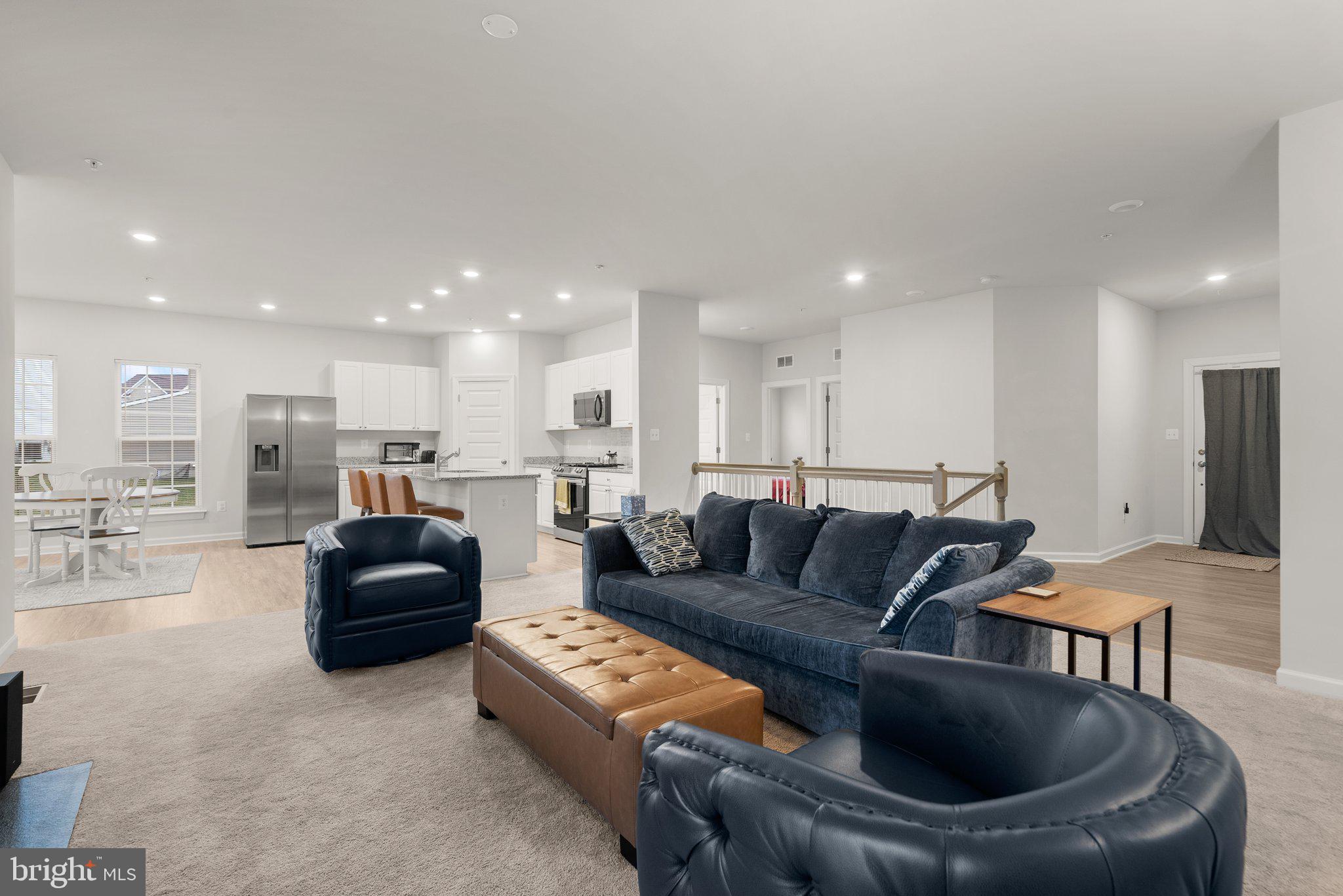 VILLAGES OF SAVANNAH - Residential