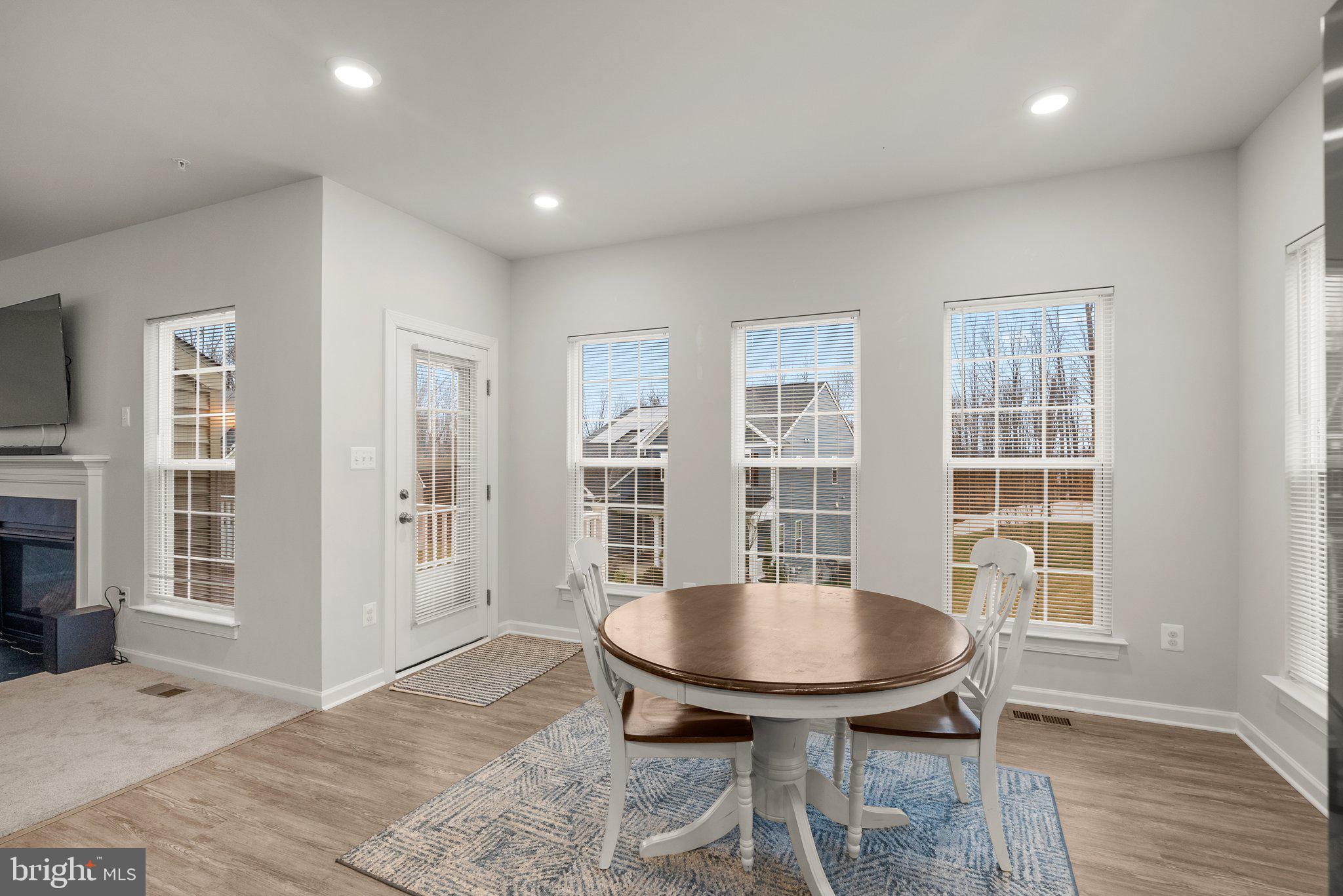 VILLAGES OF SAVANNAH - Residential