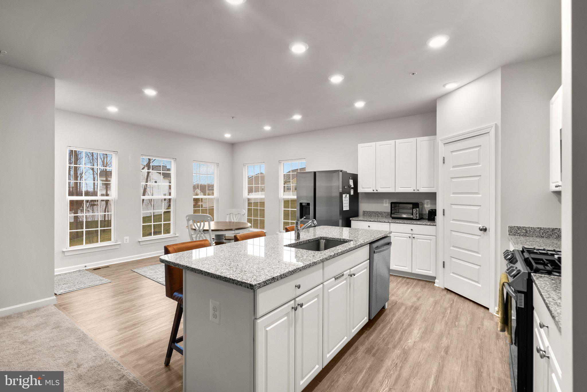 VILLAGES OF SAVANNAH - Residential