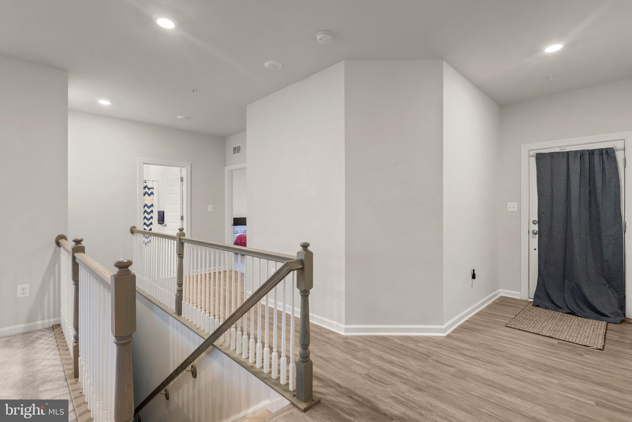 VILLAGES OF SAVANNAH - Residential