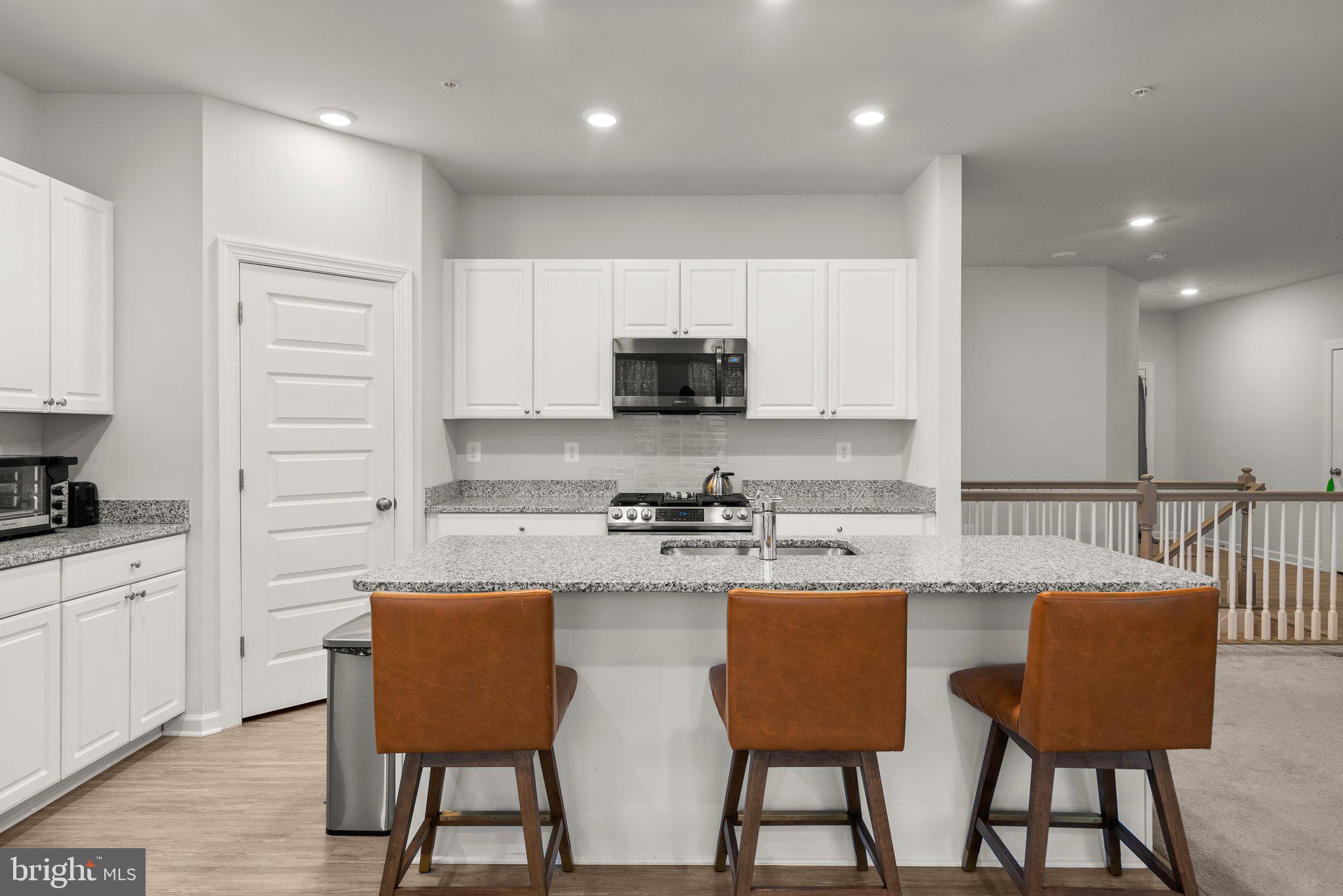 VILLAGES OF SAVANNAH - Residential