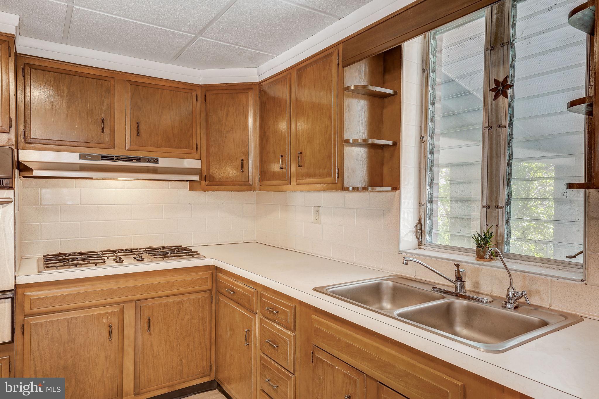 NORRIS HILLS - Residential