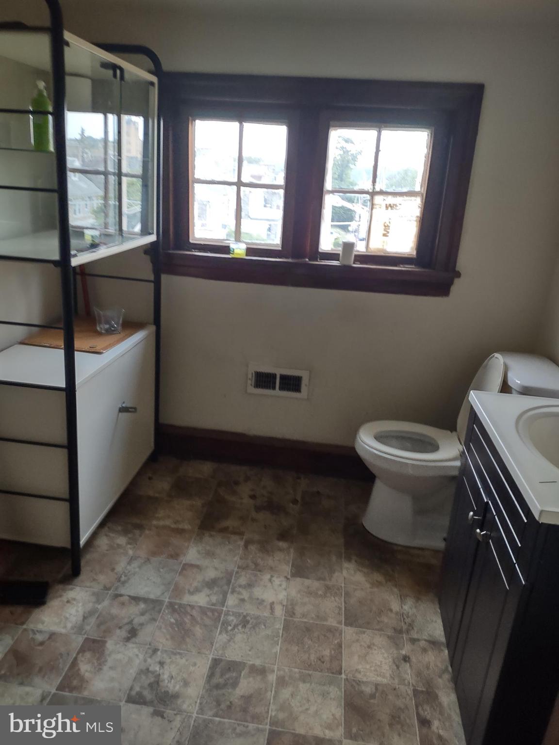 STONEHURST - Residential