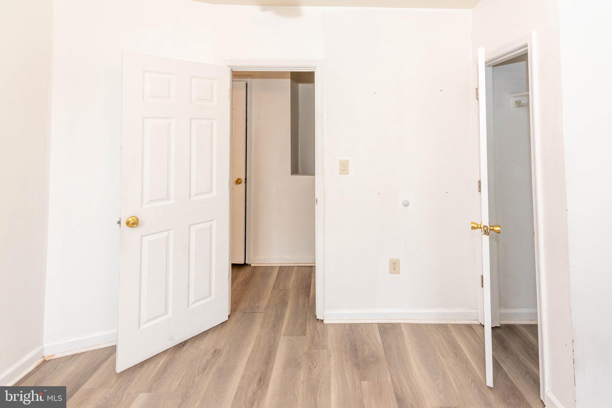 WESTPORT - Residential