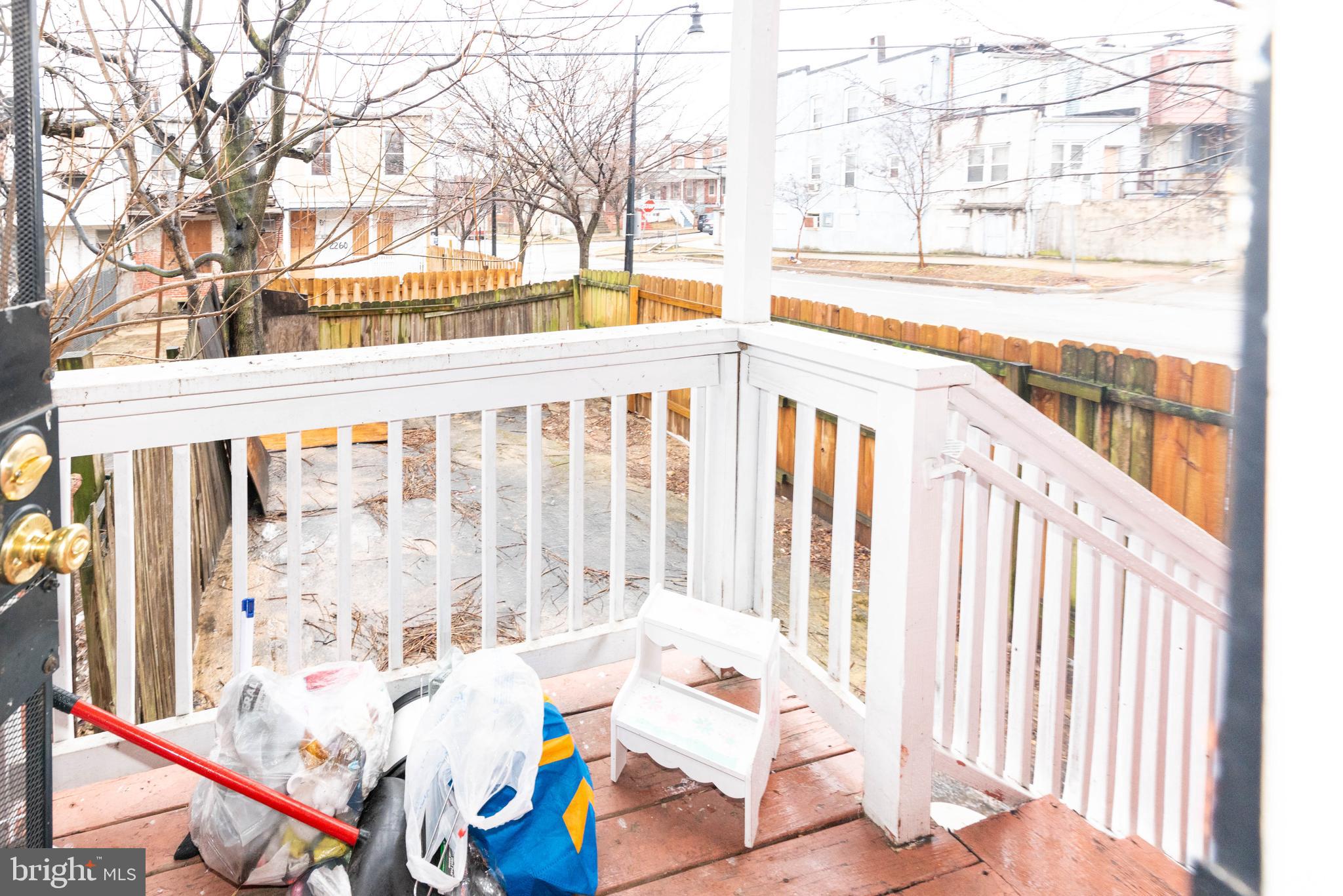 WESTPORT - Residential