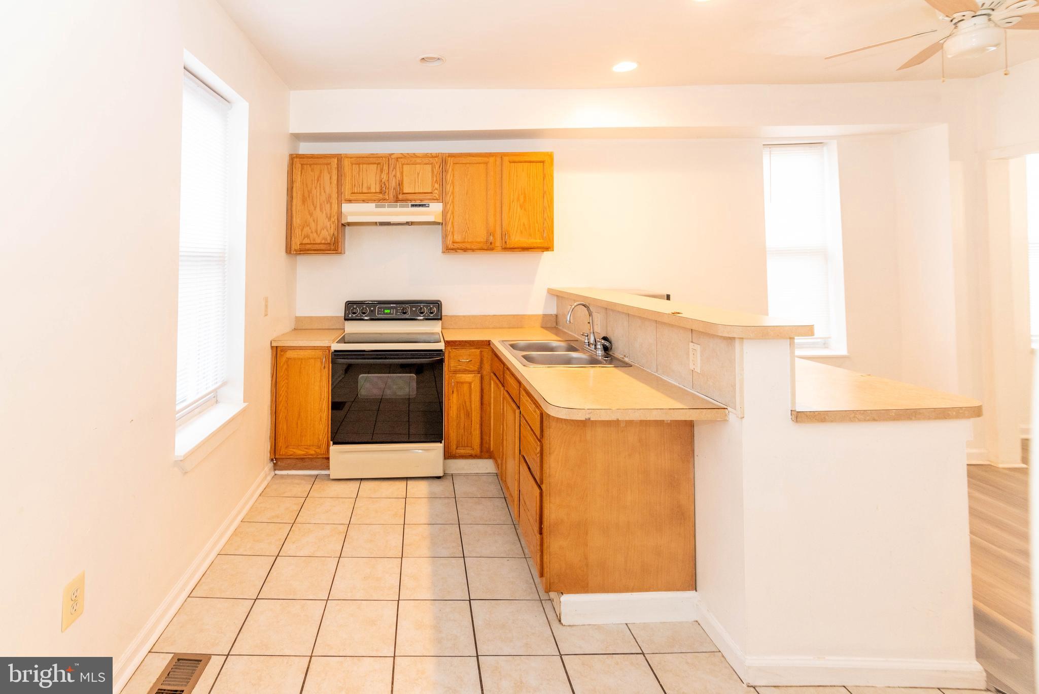 WESTPORT - Residential