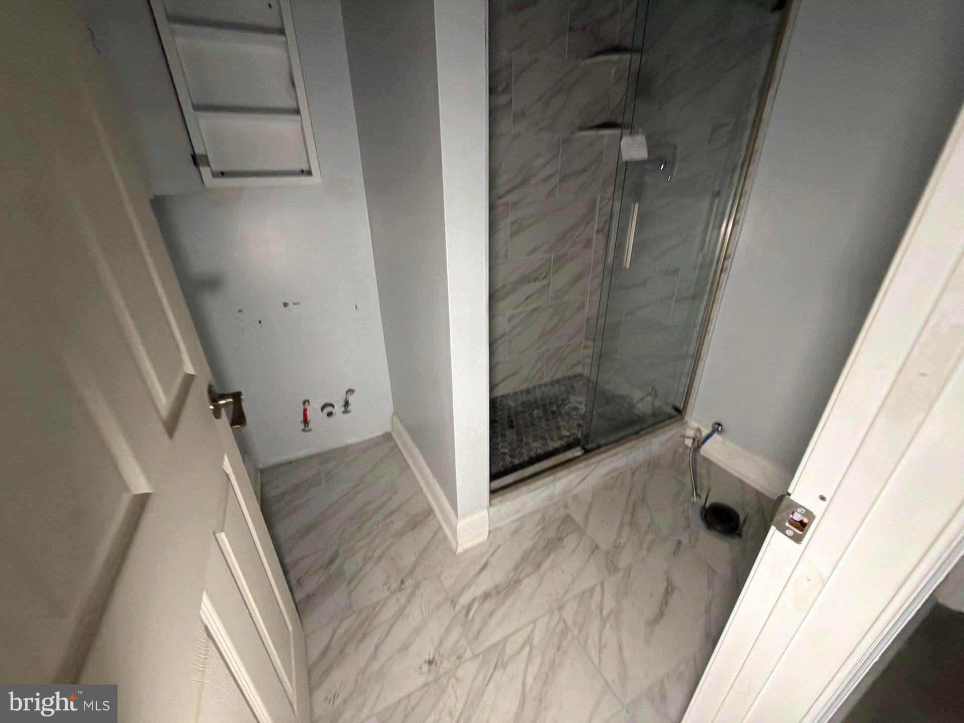 2113 N WOODSTOCK STREET